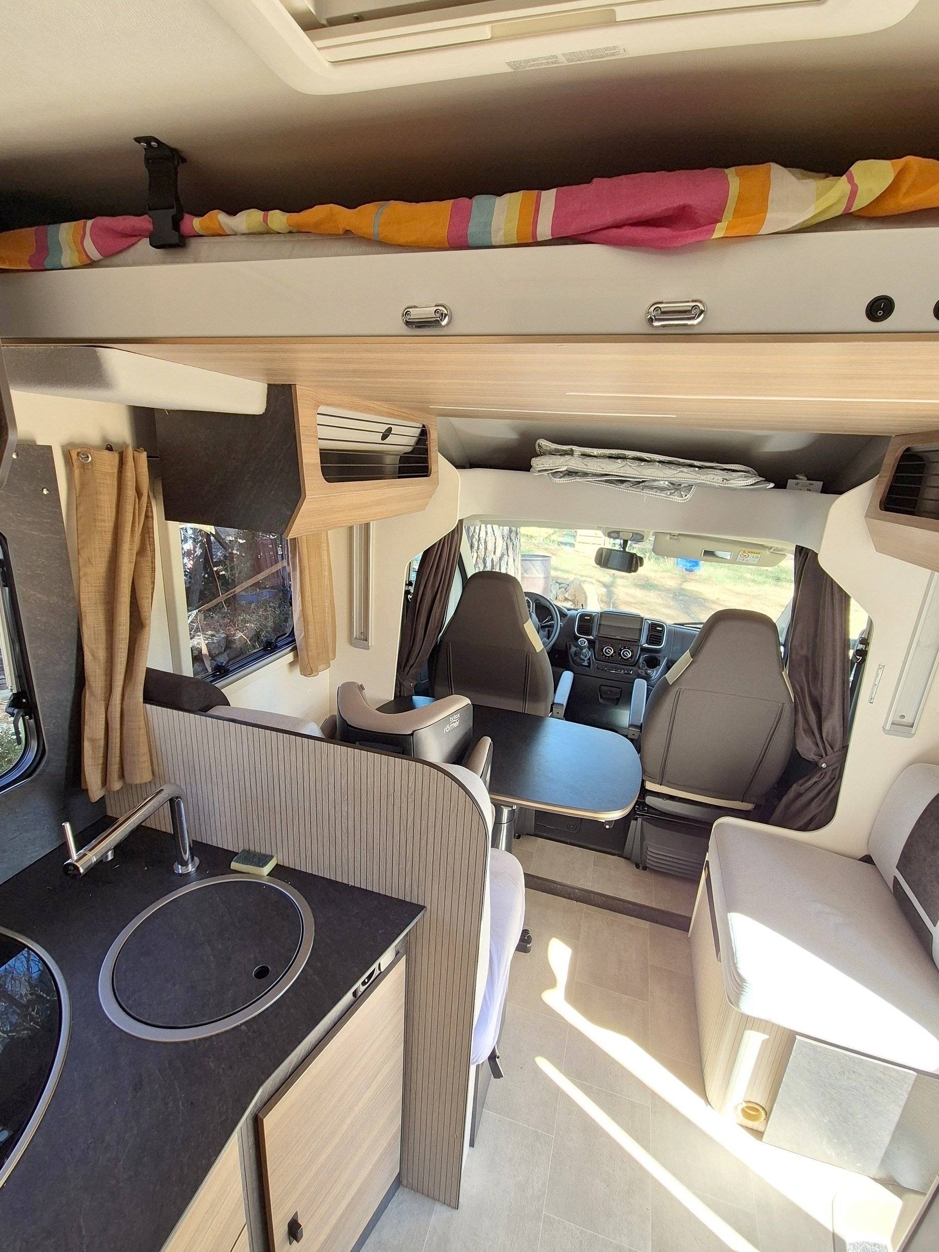 Comedor Fiat FIAT DUCATO 2.2 L 140 CV - Yescapa
