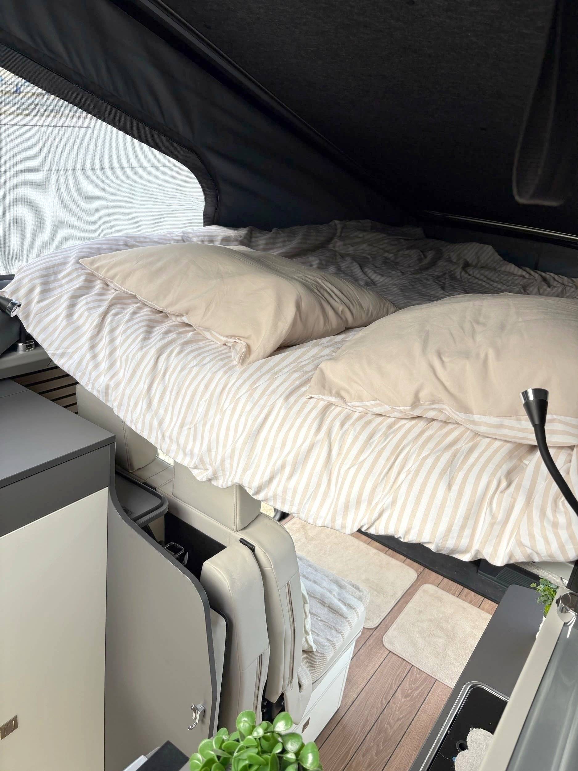 Berth Ford Ford Transit Custom - Yescapa
