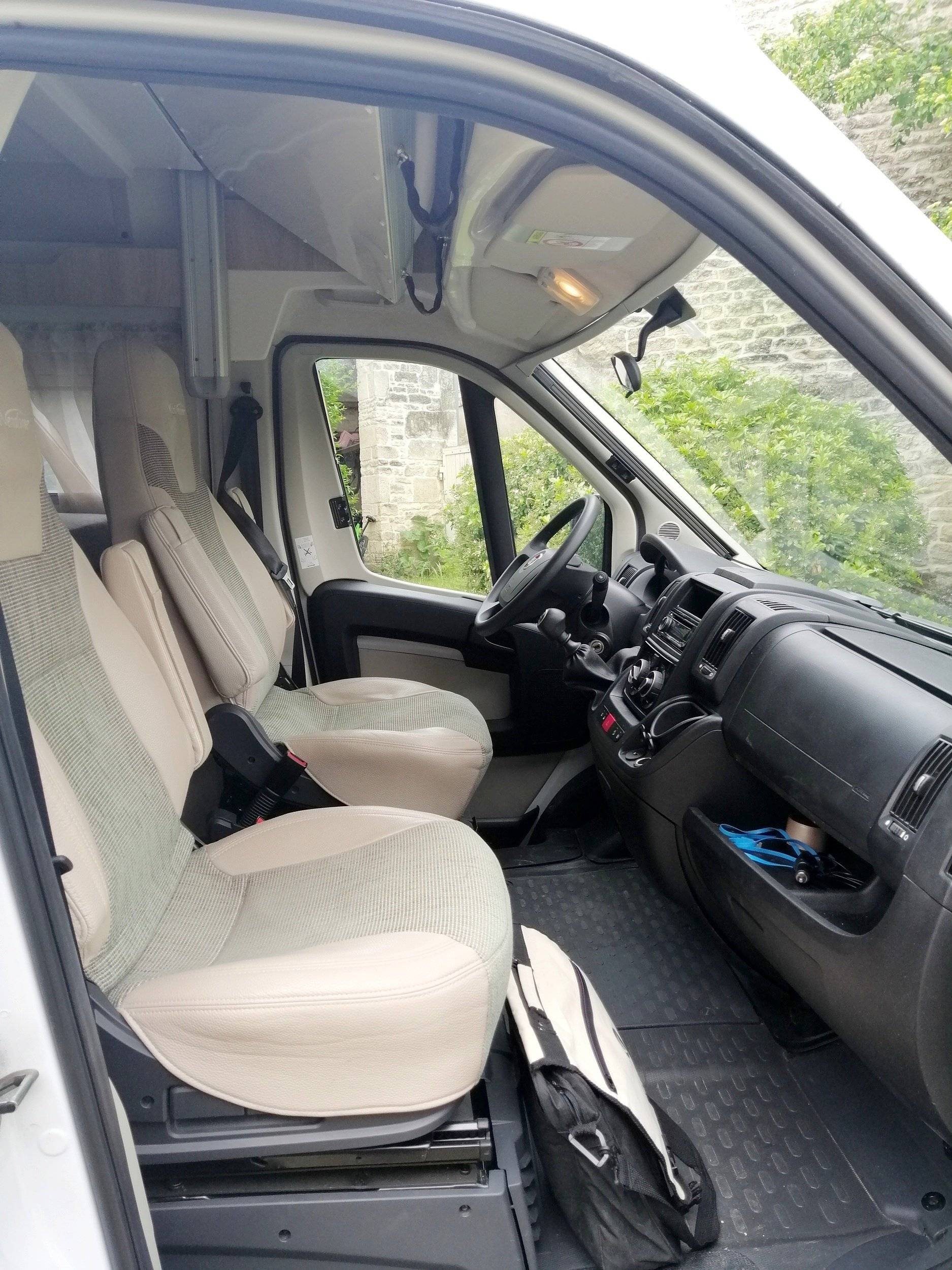 Font Vendôme Terra Van