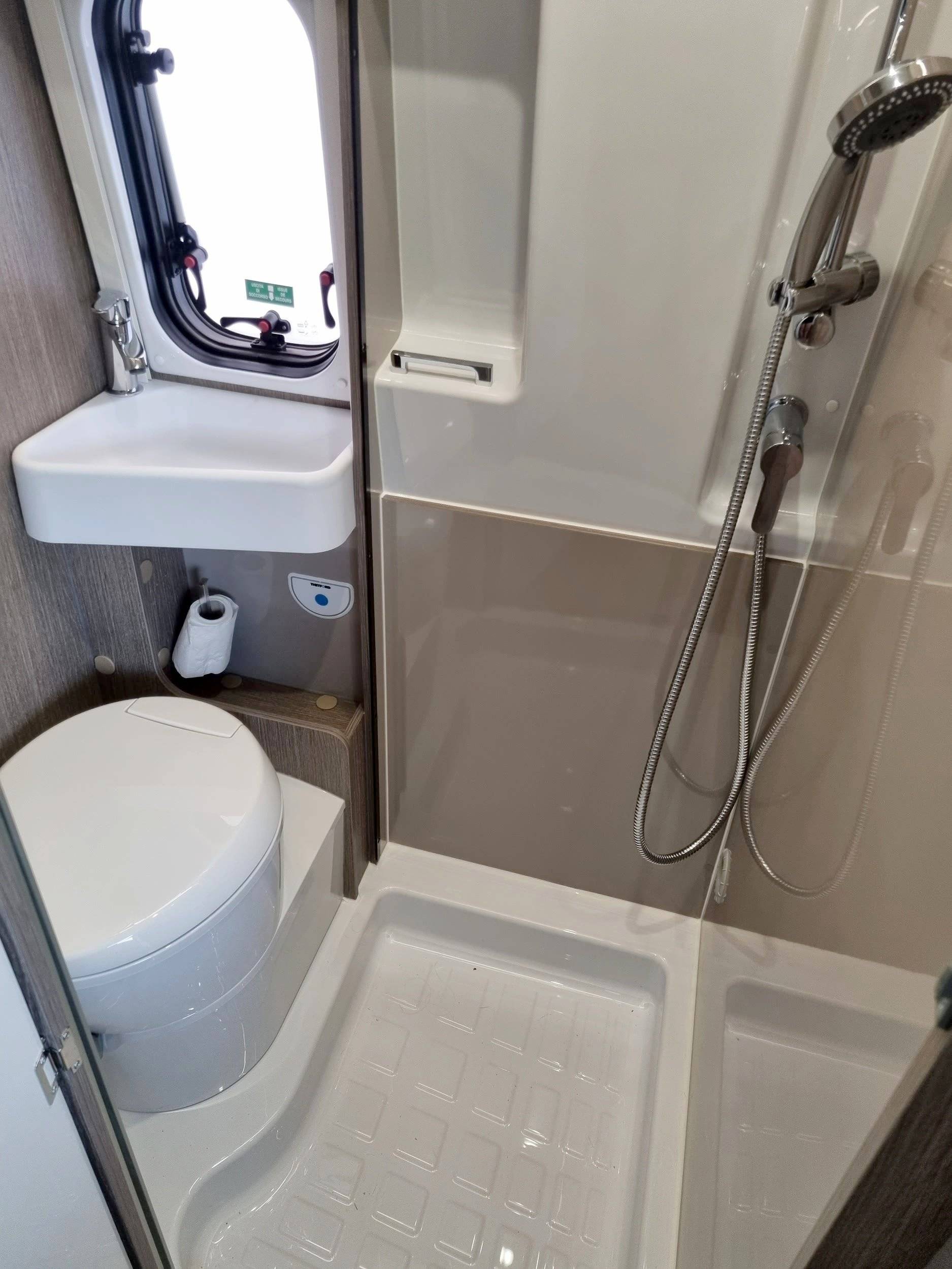 Challenger challenger V210 Edition VIP