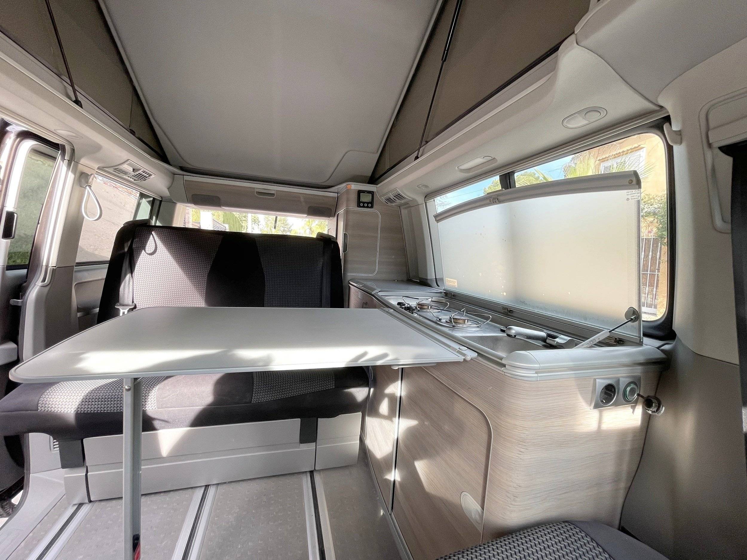 Essecke Volkswagen T5 2 l 140 ch - Yescapa