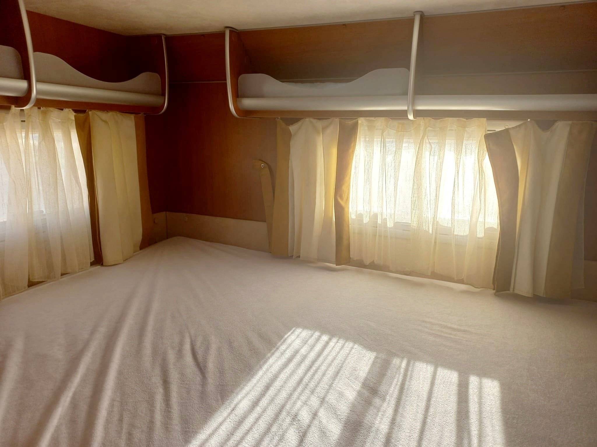 Mclouis Tandy 670 Plus