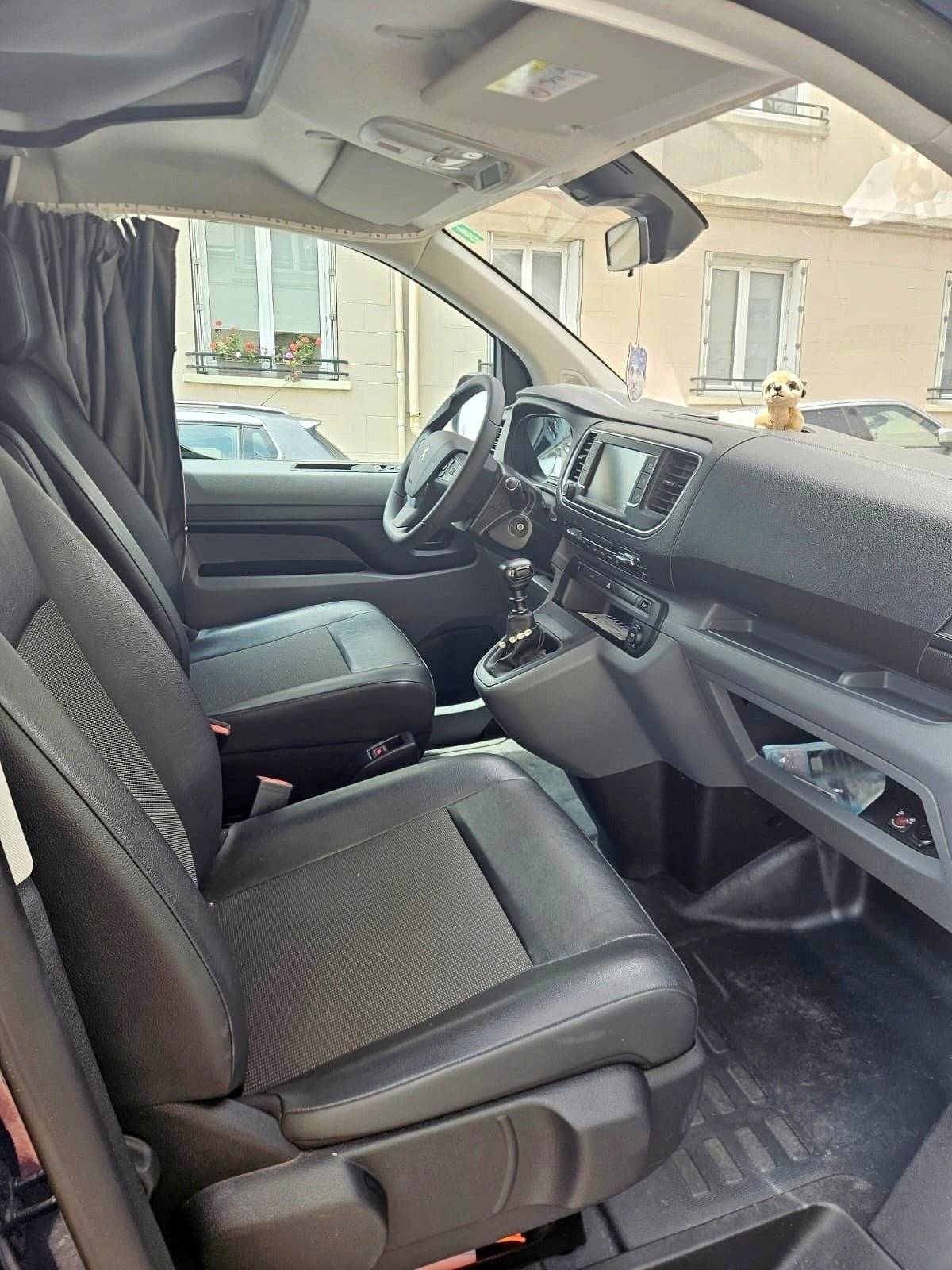 Iroise Fourgons Aménagés Expert Blue HDI 2 L 150ch