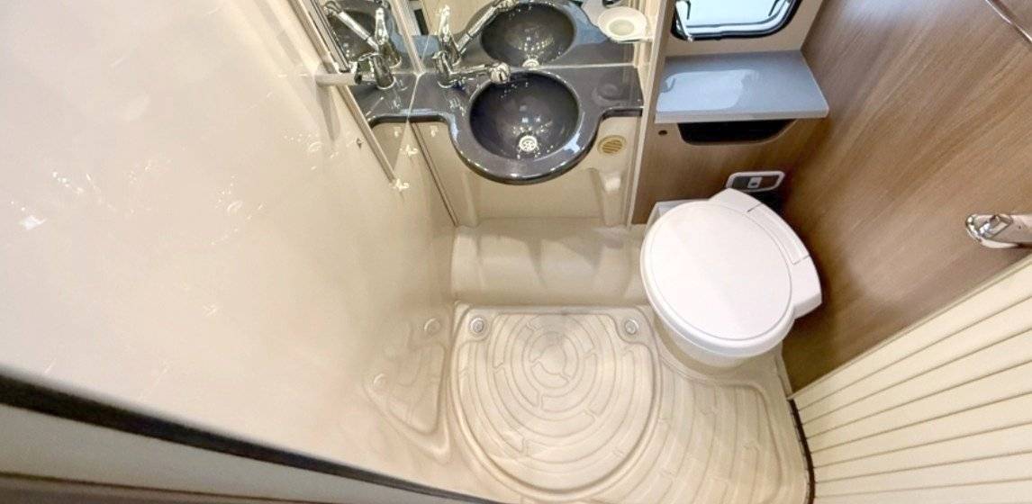 Challenger Transit 2,2l TDCi 140 ch.