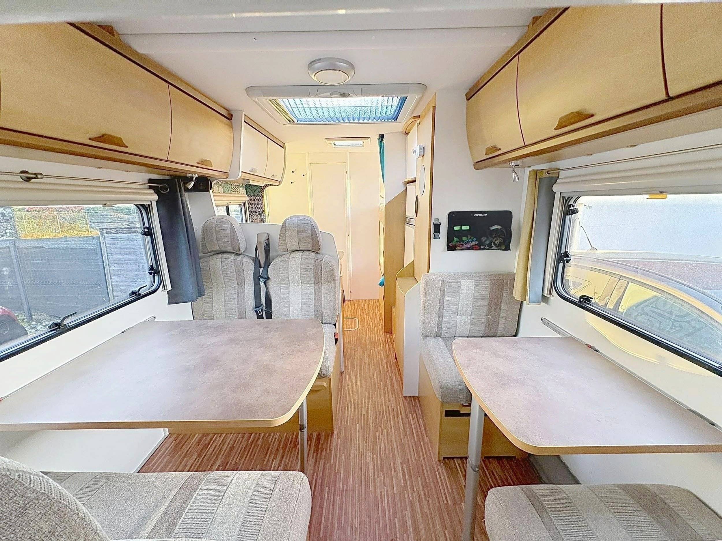 Pilote Aventura 707
