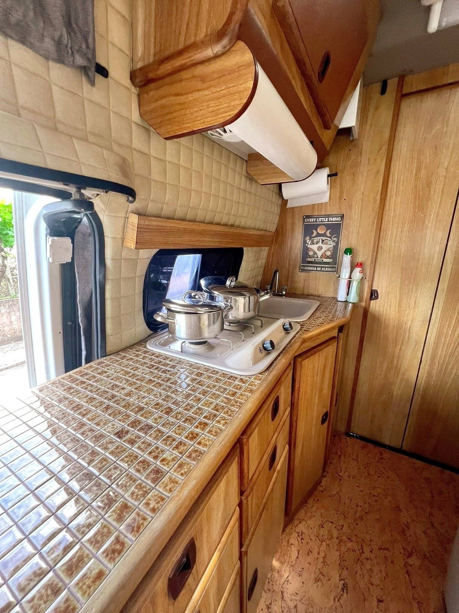 Camper Track Andrade