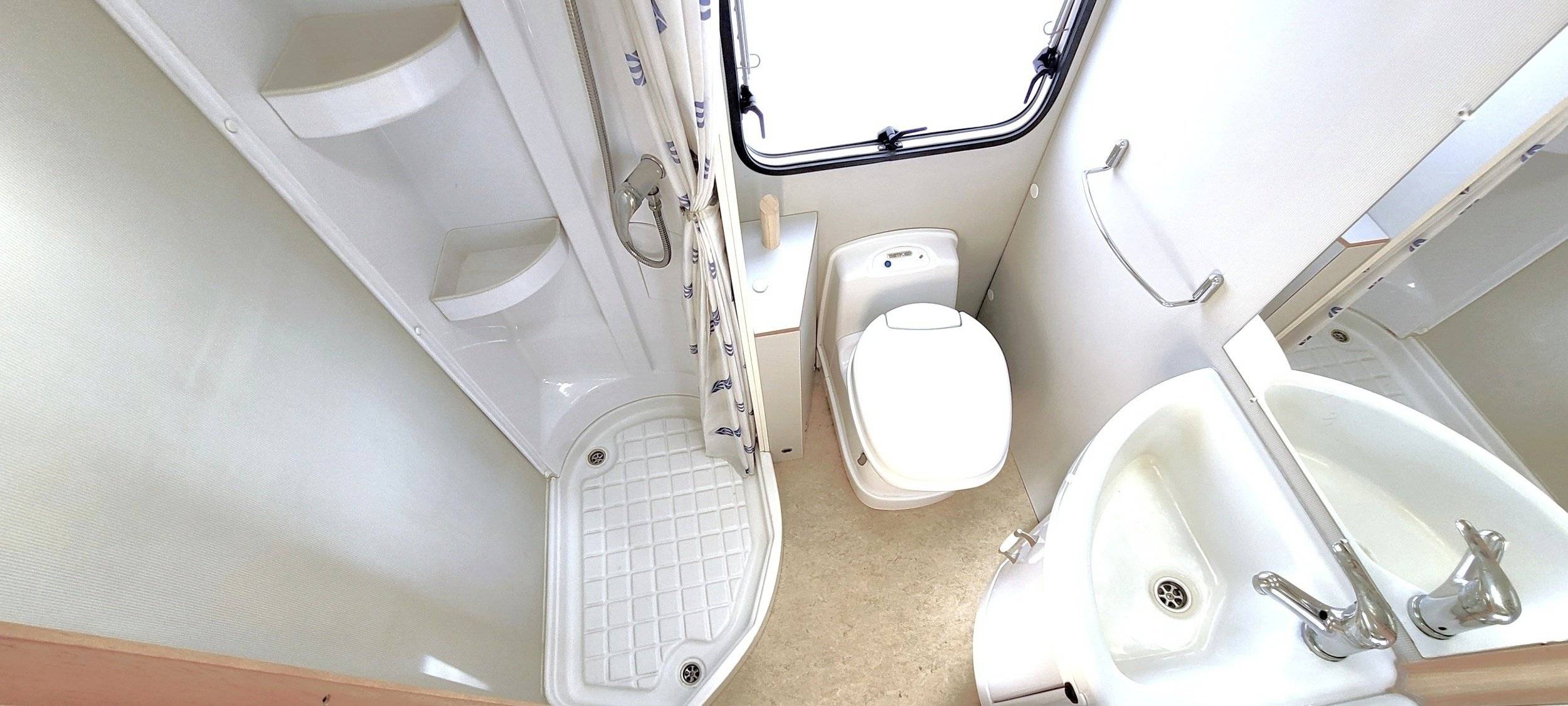 Elnagh Elnagh  Baron