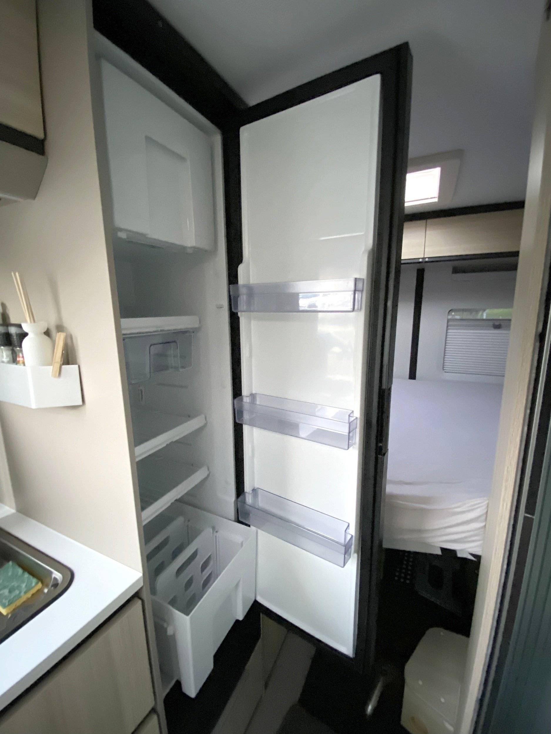 Adria Adria Twin PLUS 600 SPB Family