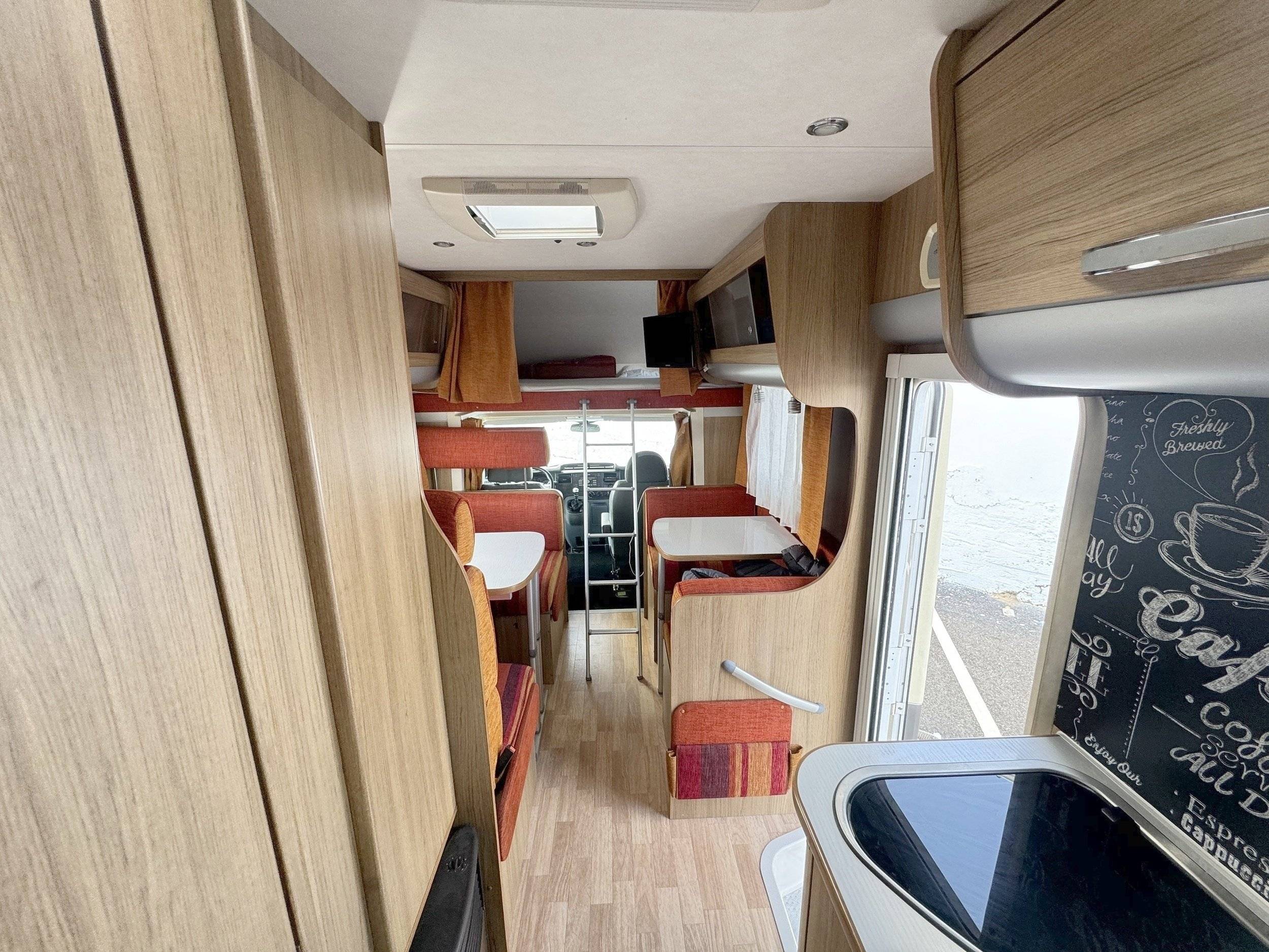 Elnagh Transit 2,4 l TDCi 140 ch.