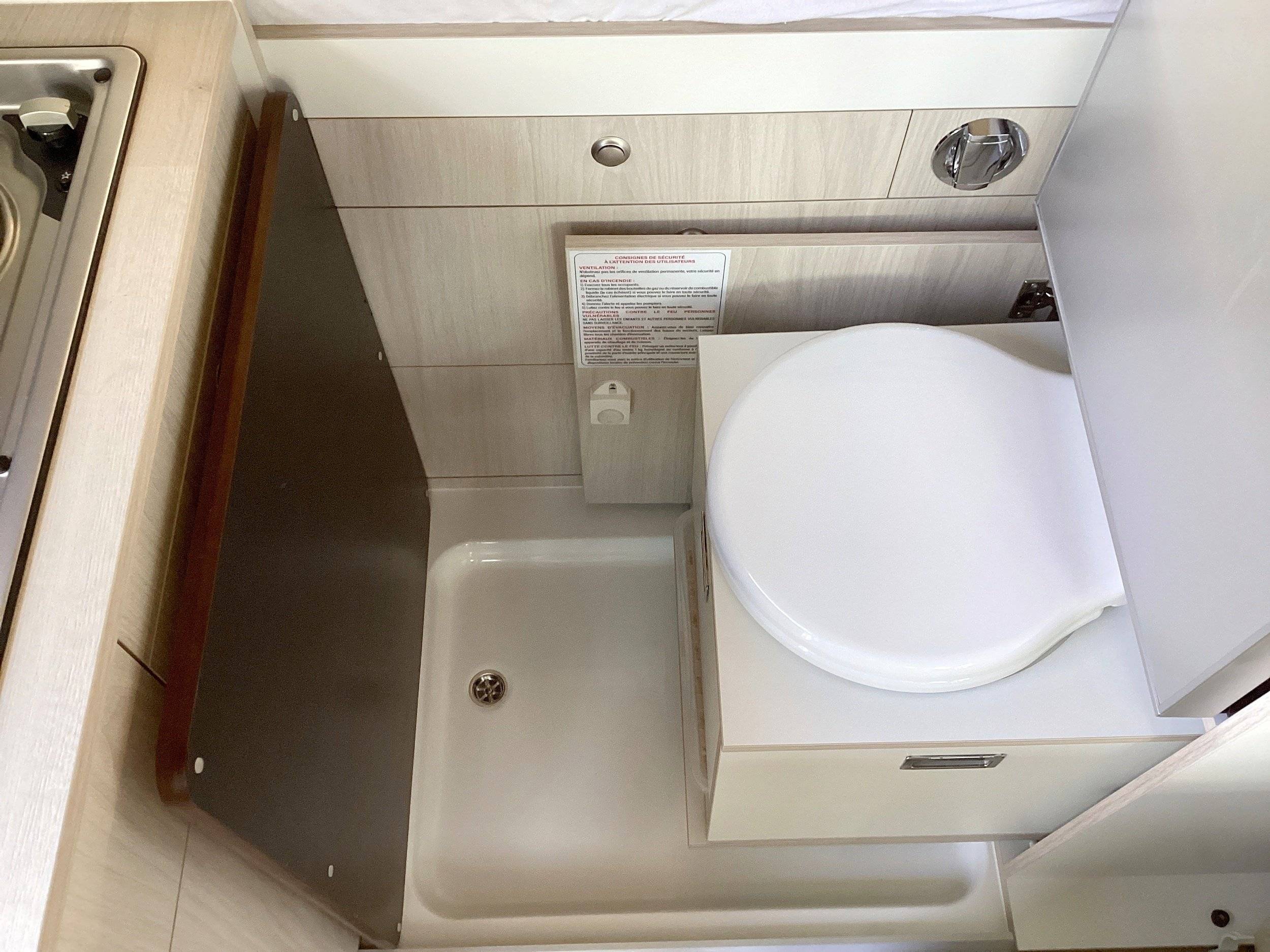 Jcg Créations Trafic 2,5 l 150 ch