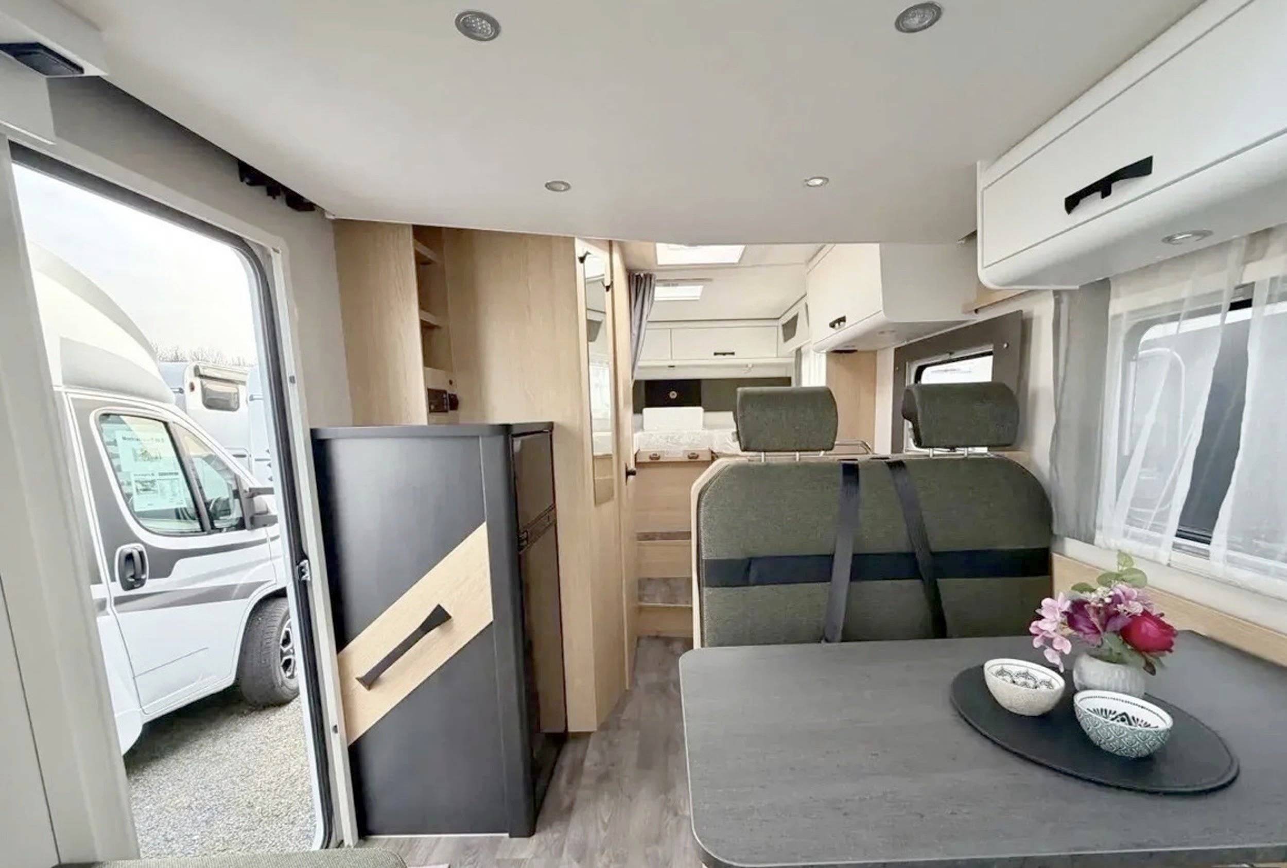 Comedor Fiat Ducato 2,2 l Multijet 100 ch. - Yescapa
