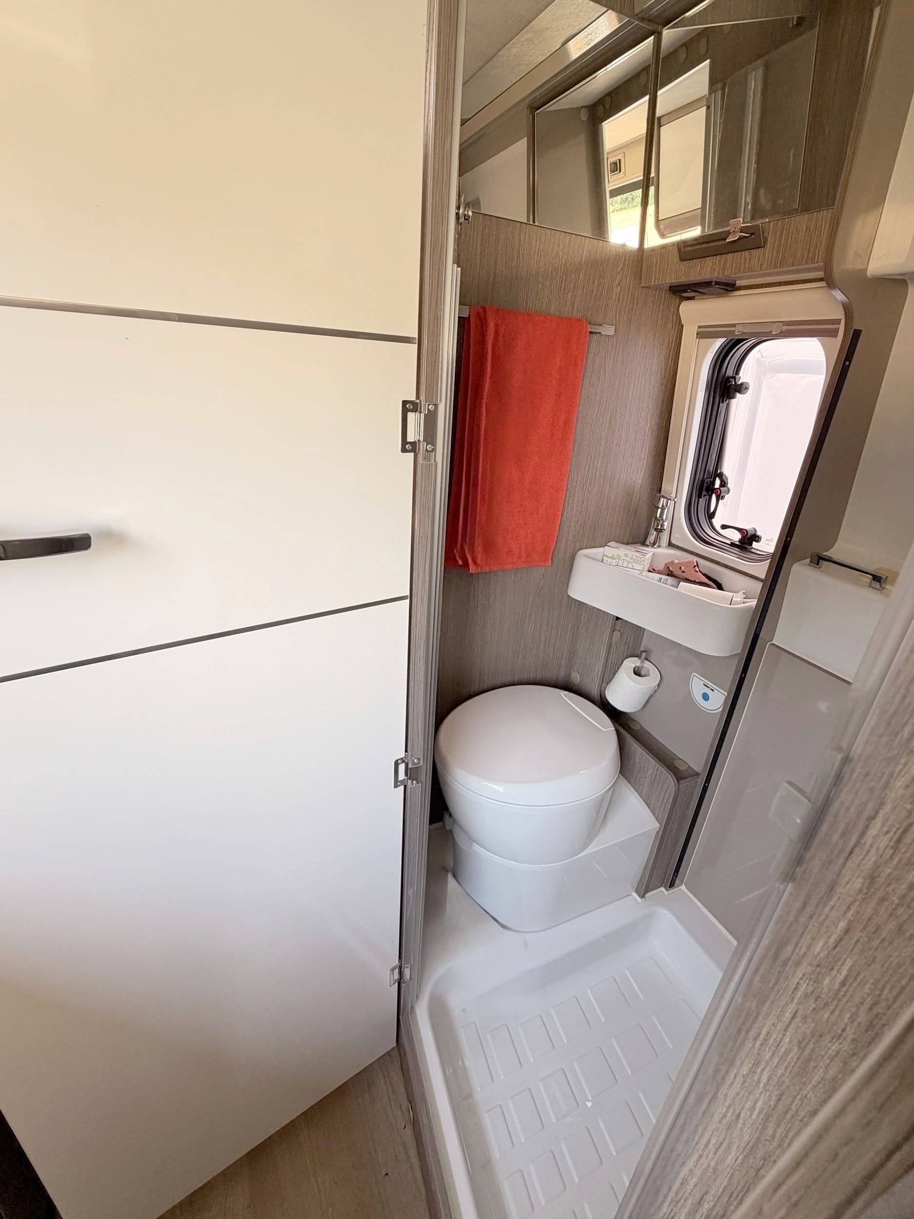Chausson V594 Max VIP
