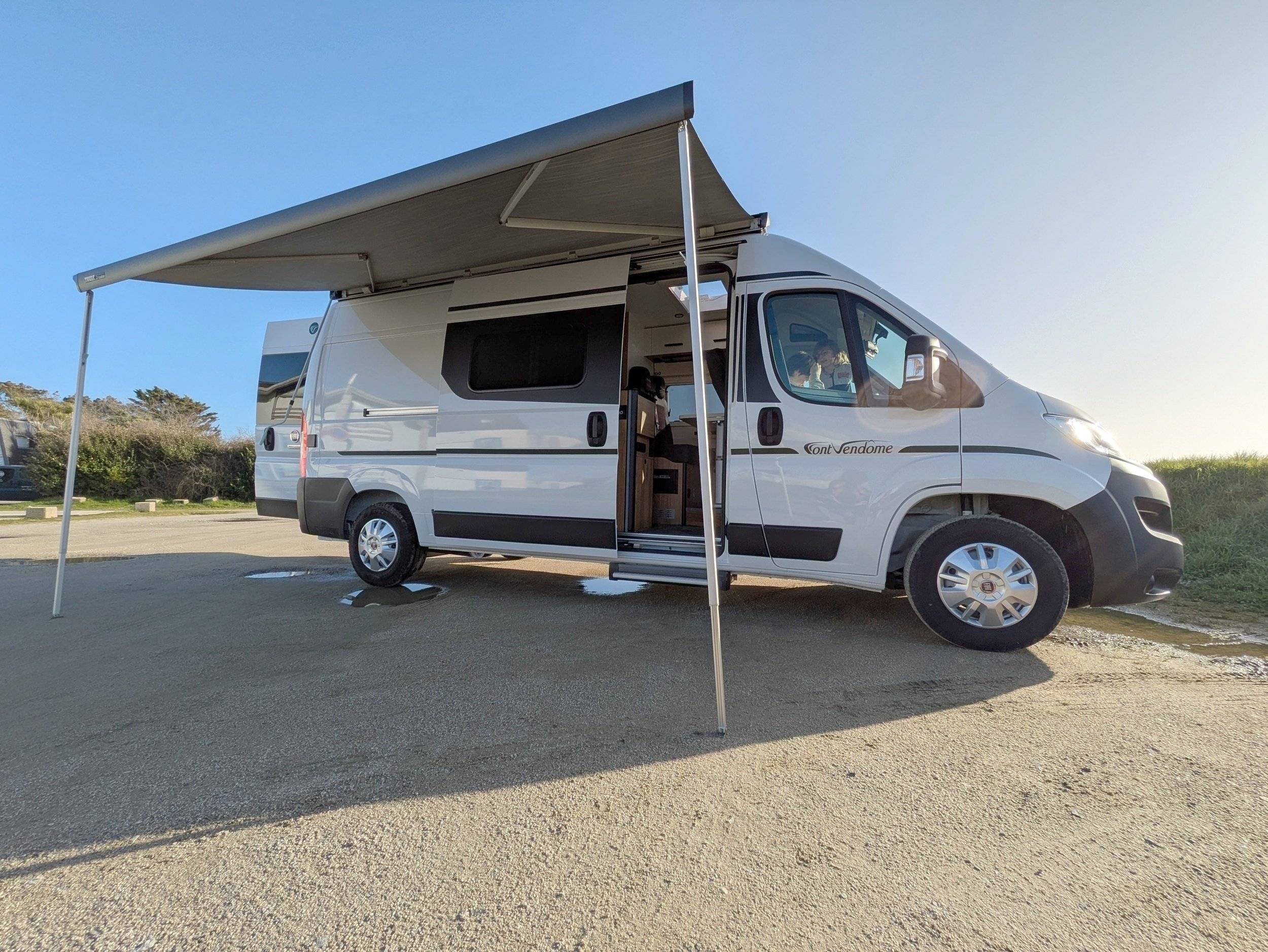 Font Vendôme Leader Camp