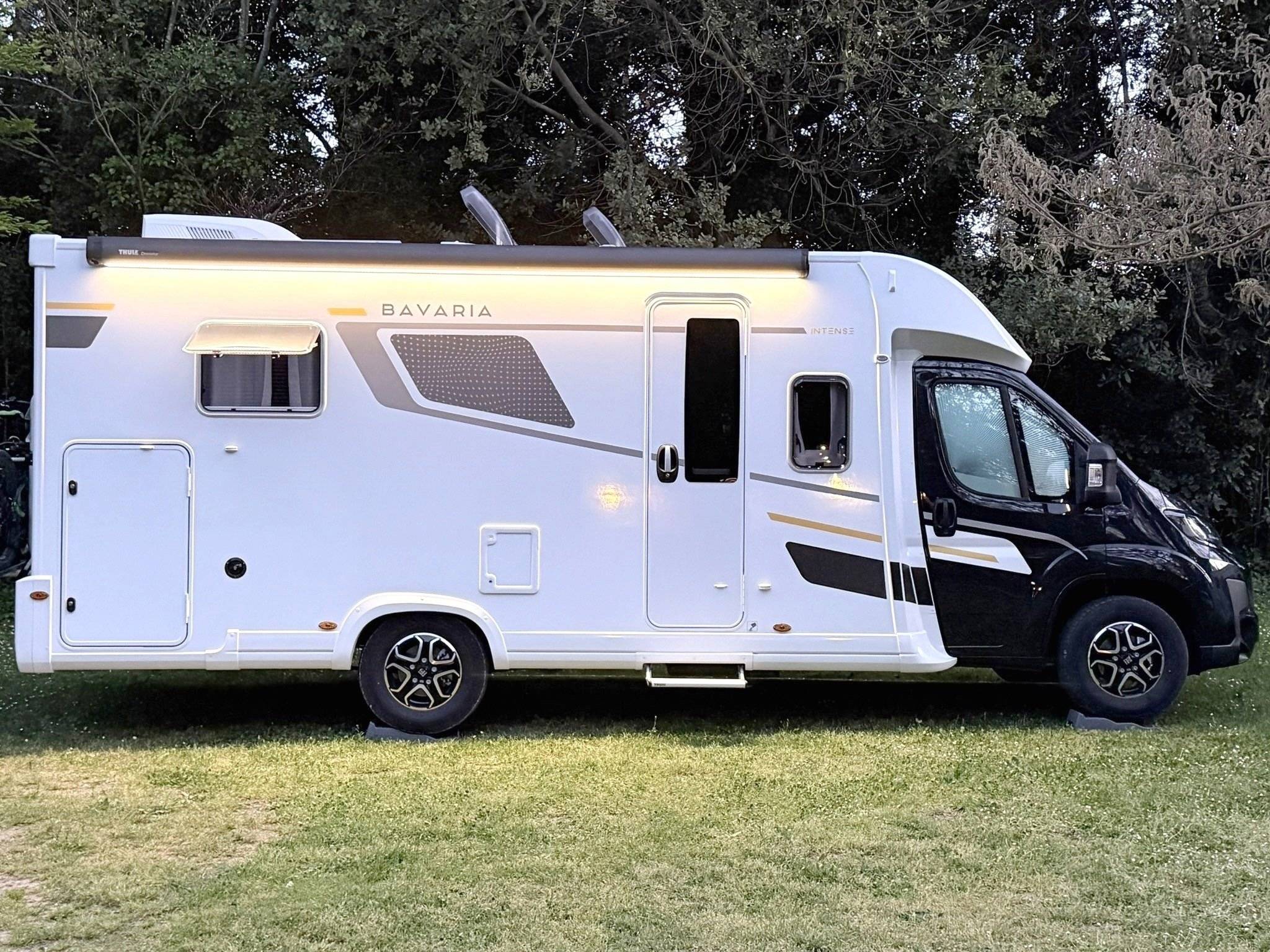 Bavaria 2,3 l 130 ch.