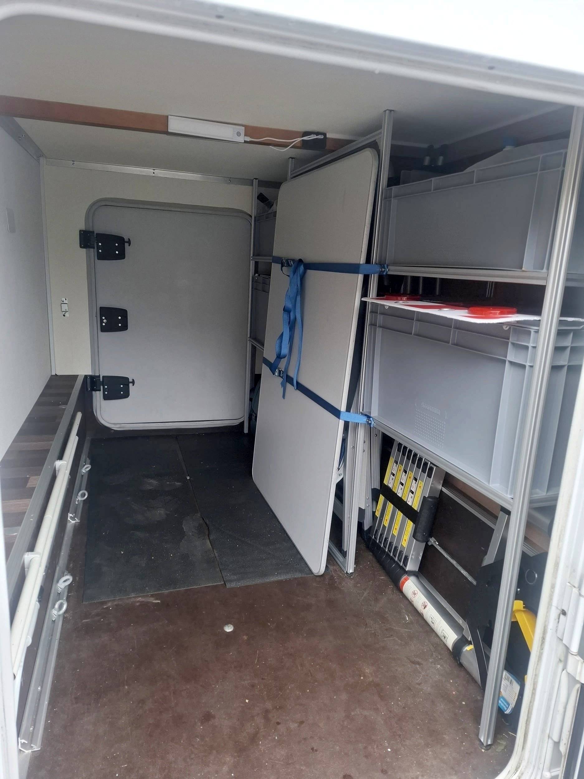 Knaus 600 Dkg Sky Traveller