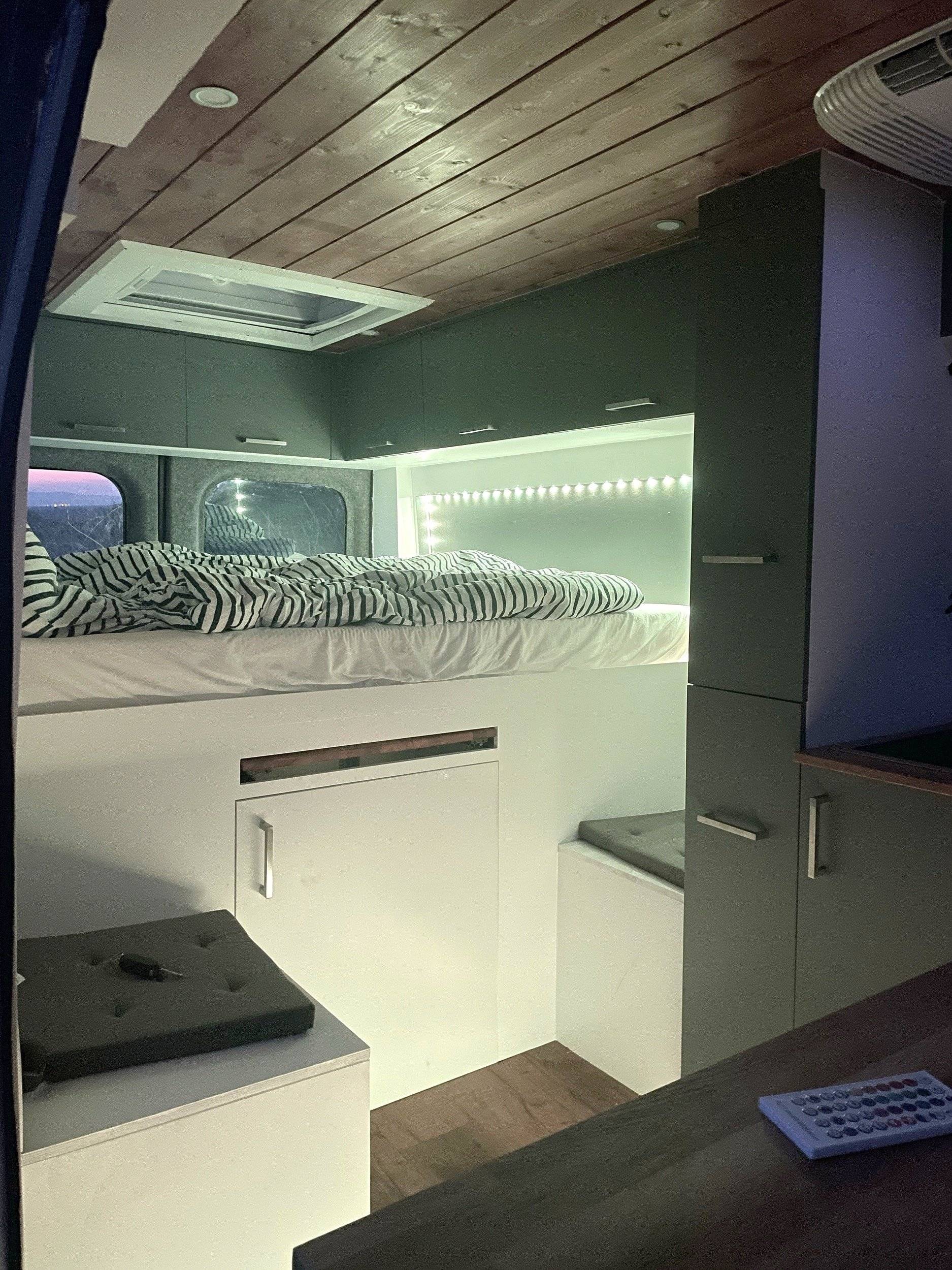 Sunlight Citroën jumper