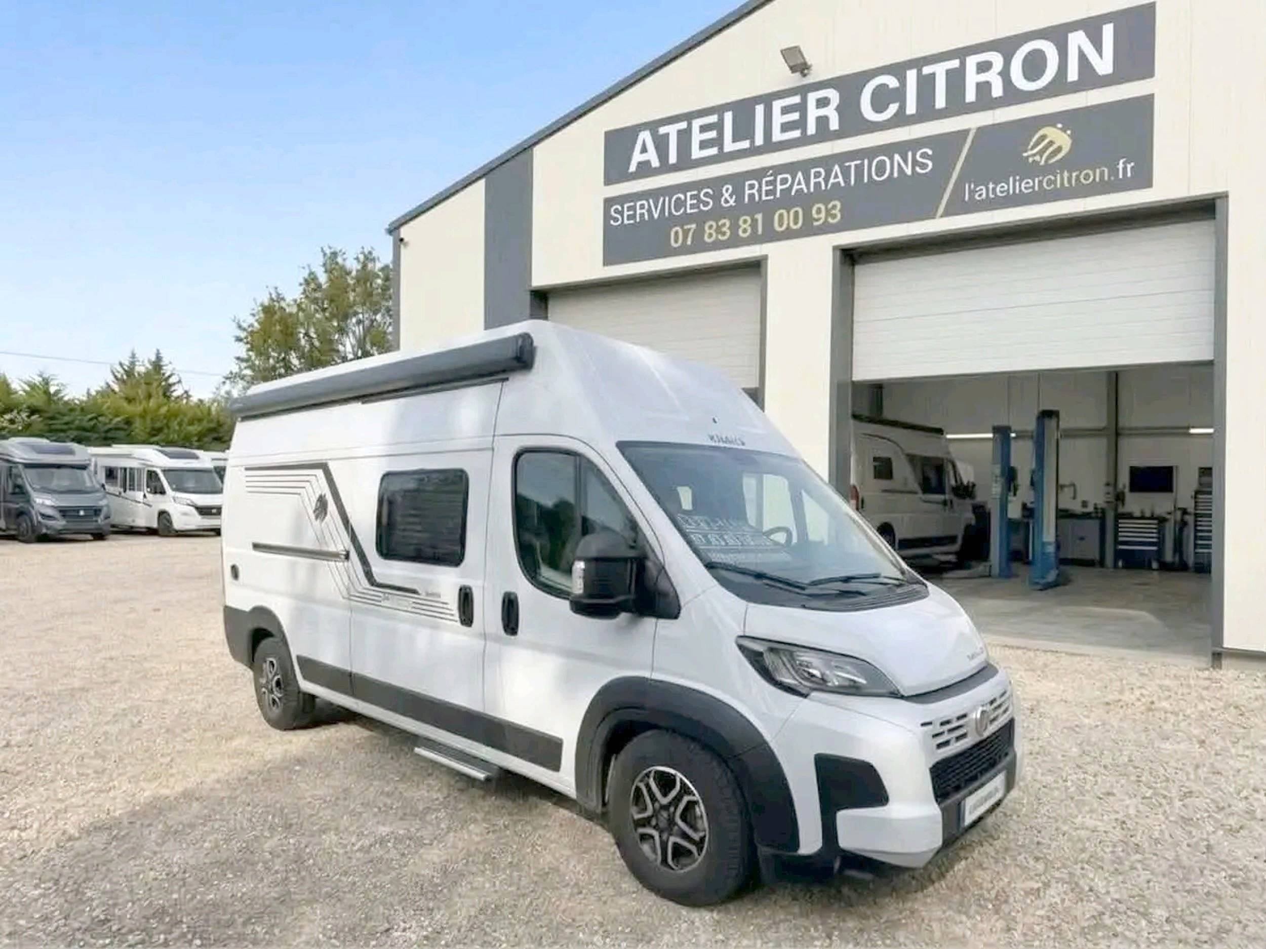 Front view from 3/4 Fiat Fiat ducato - Yescapa