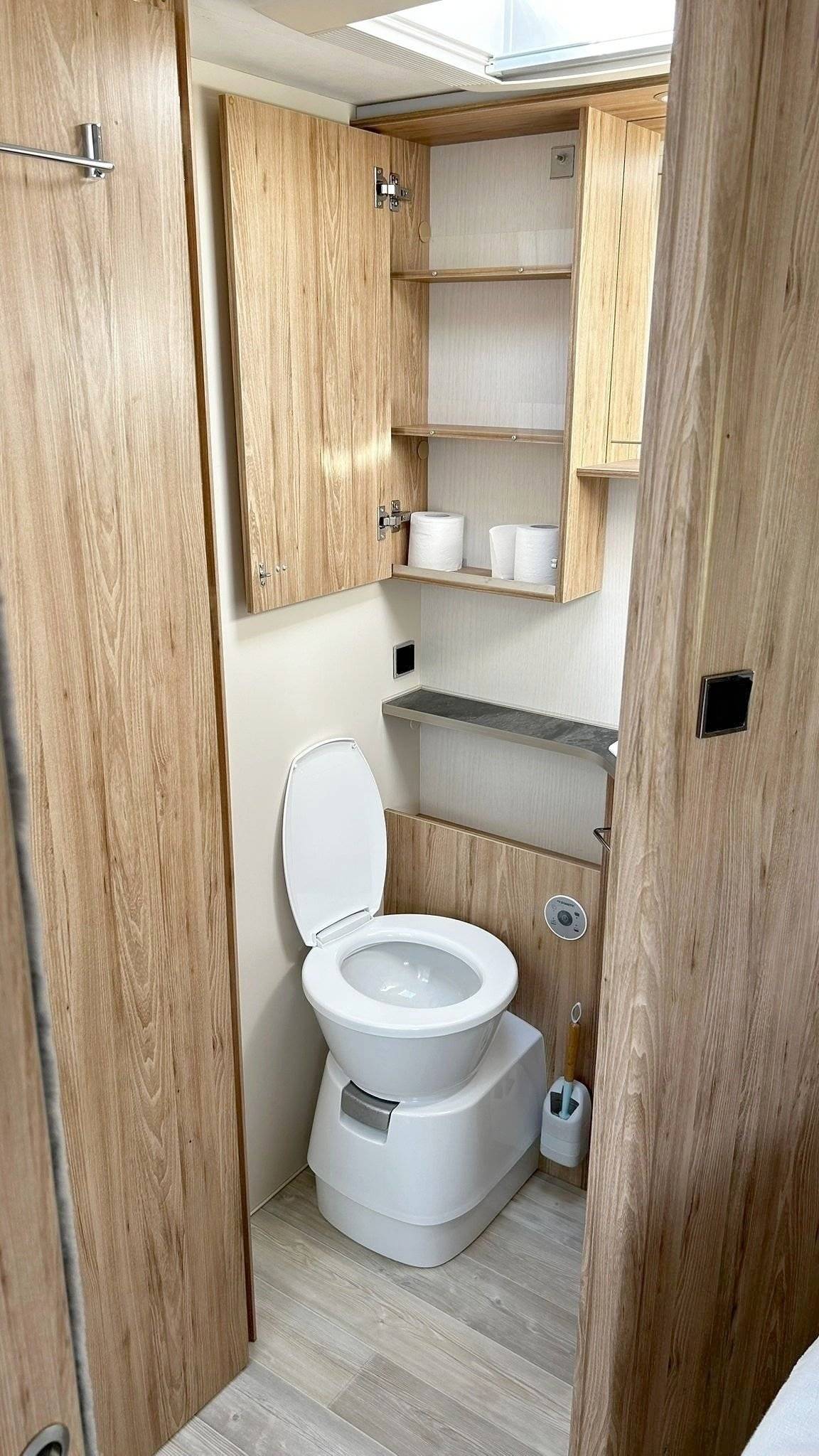 Bavaria Bavaria T746 C Style