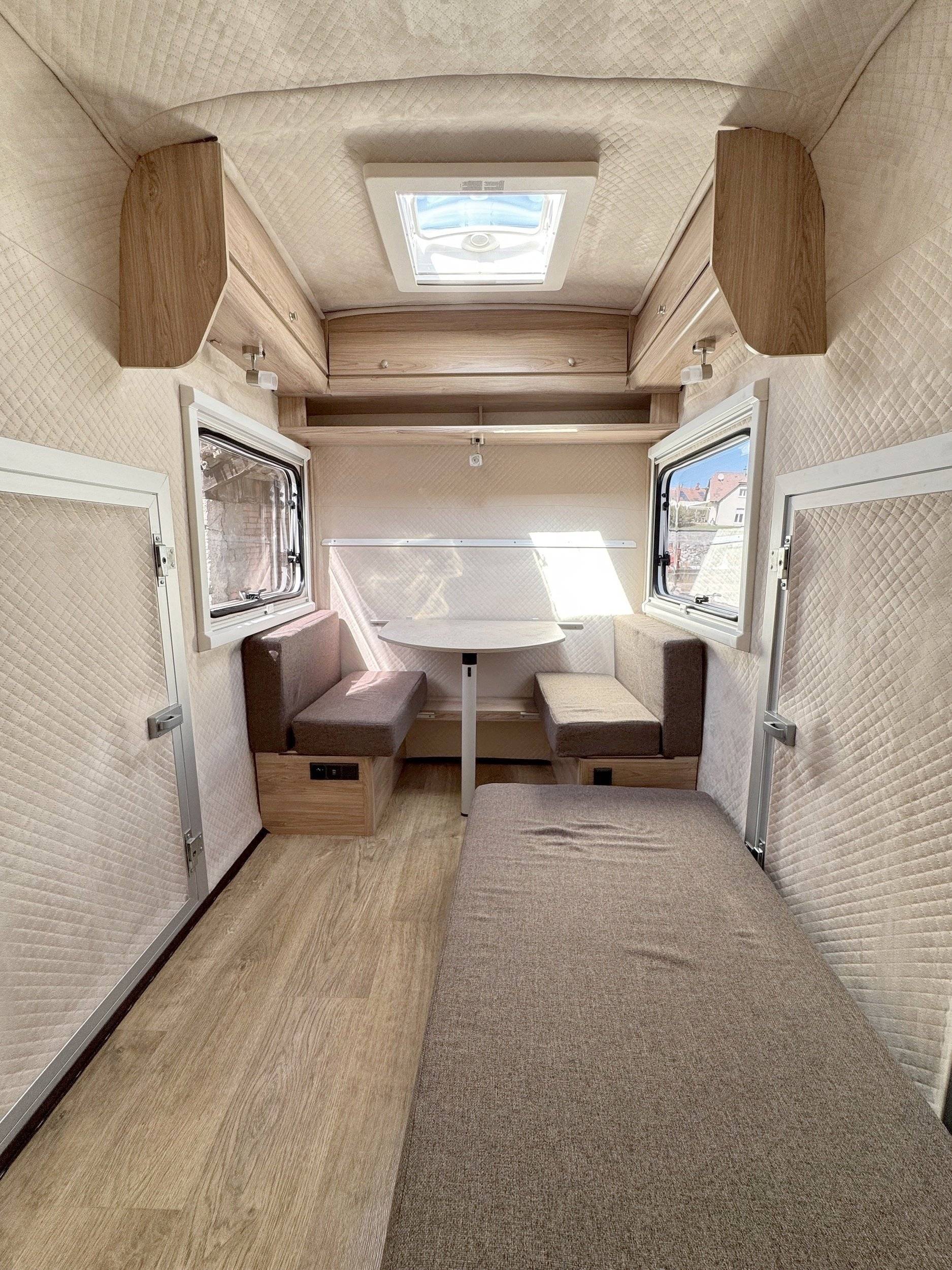 Volkswagen Caddy 2,0 l 102 ch