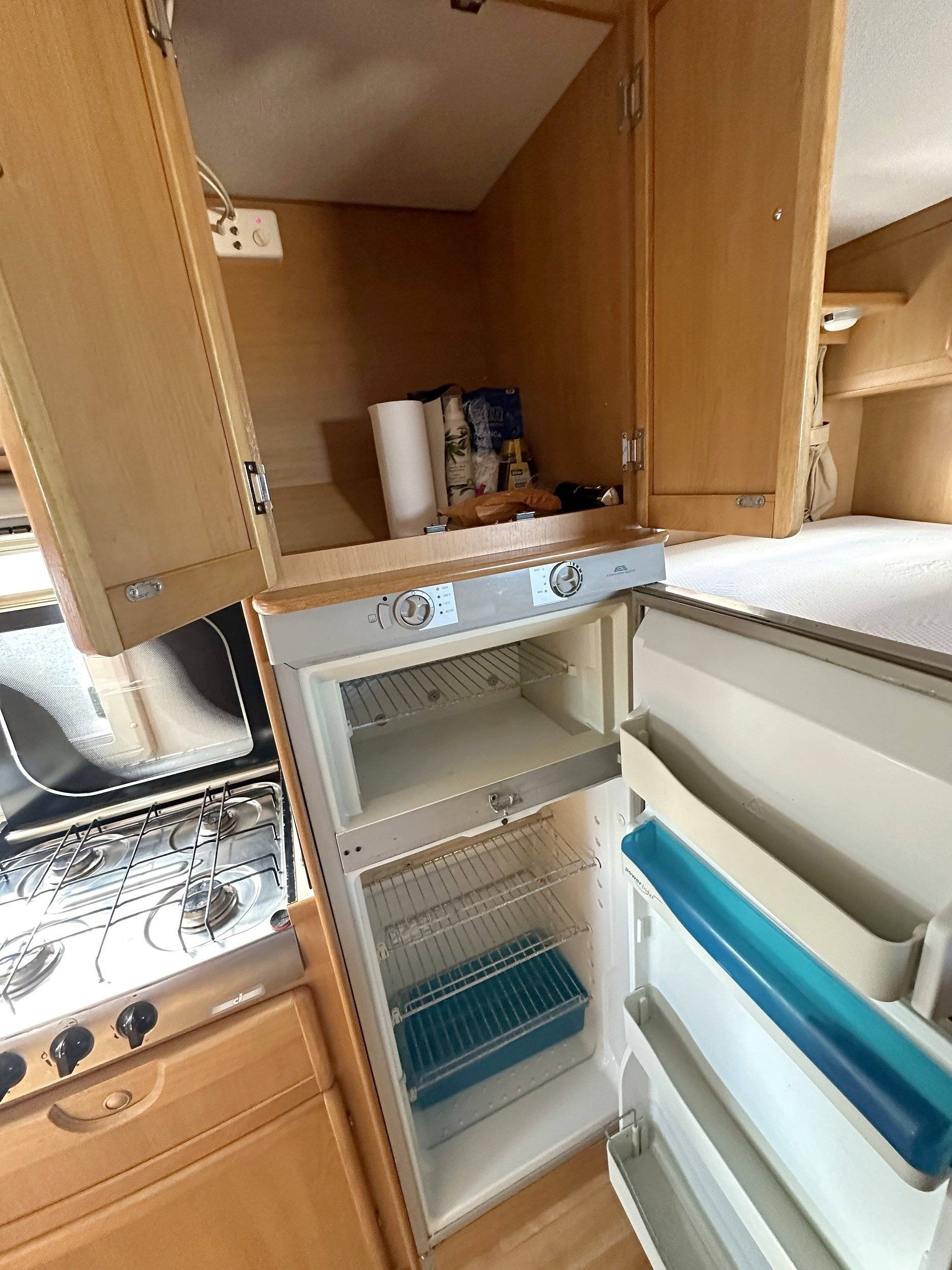 Schlafplätze Ford 2.4 137CV - Yescapa