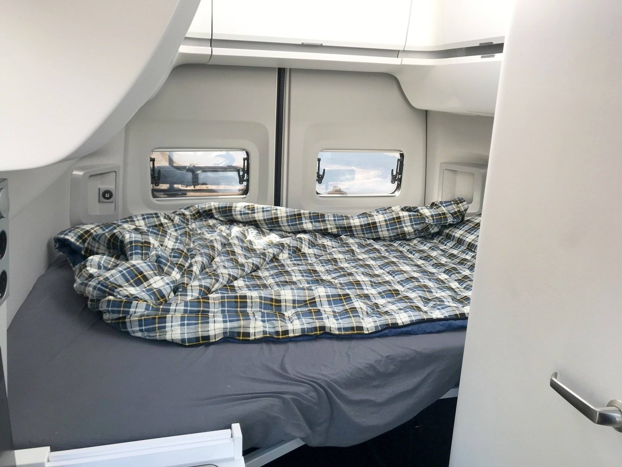 llits Volkswagen GRAND CALIFORNIA 600 - Yescapa