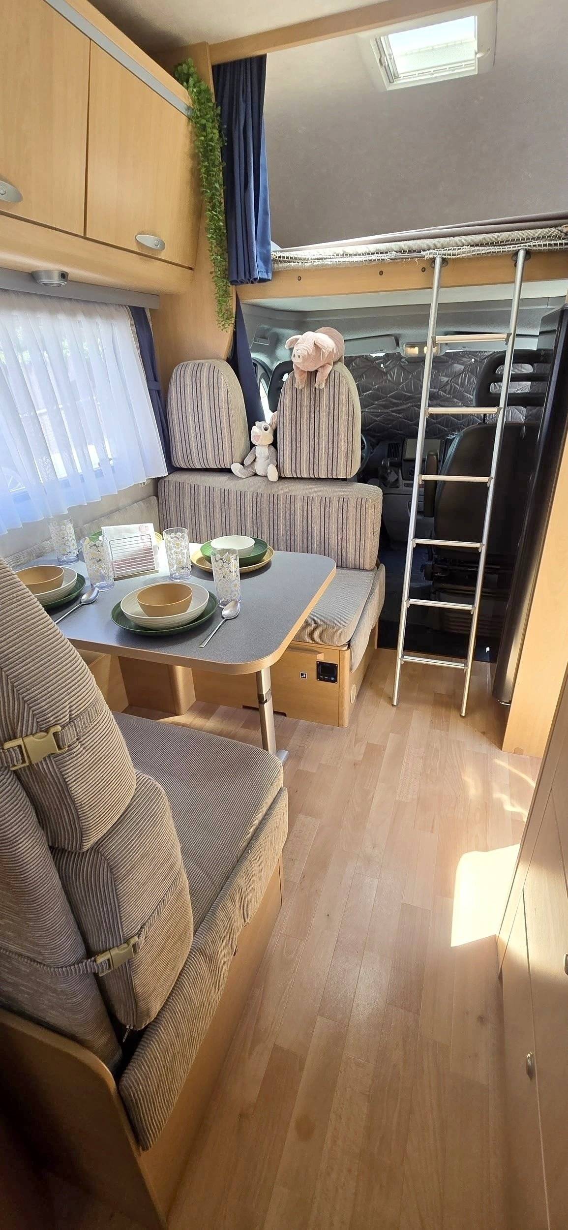 Adria 660 Dp