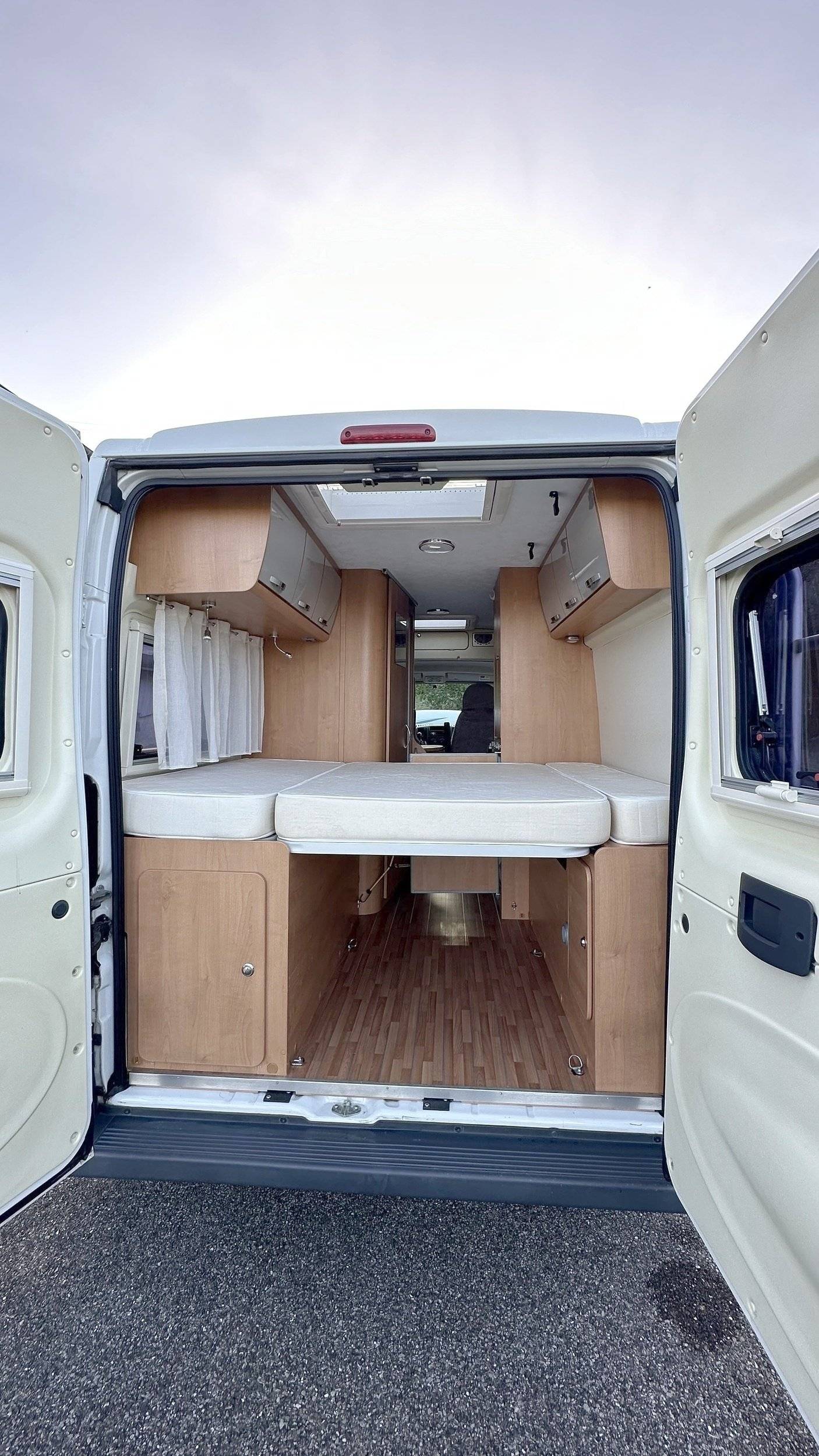Berth Fiat Ducato 2,3 l Multijet 120 ch. - Yescapa