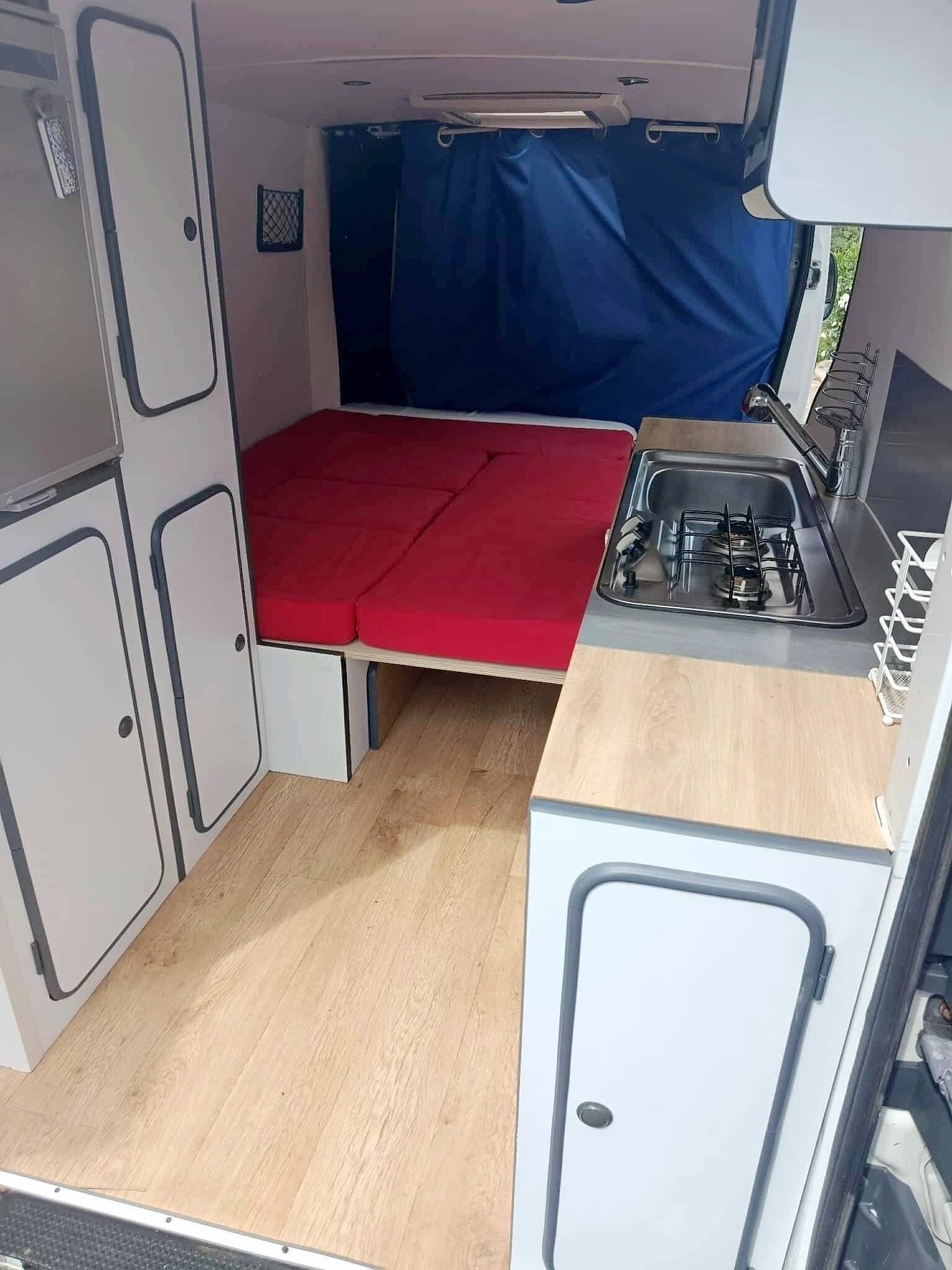 Le Van Occitan Renault trafic 2.0 DCI