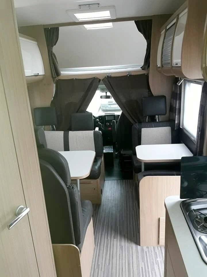 Dinette Fiat Ducato 2,3 l Multijet 120 ch - Yescapa