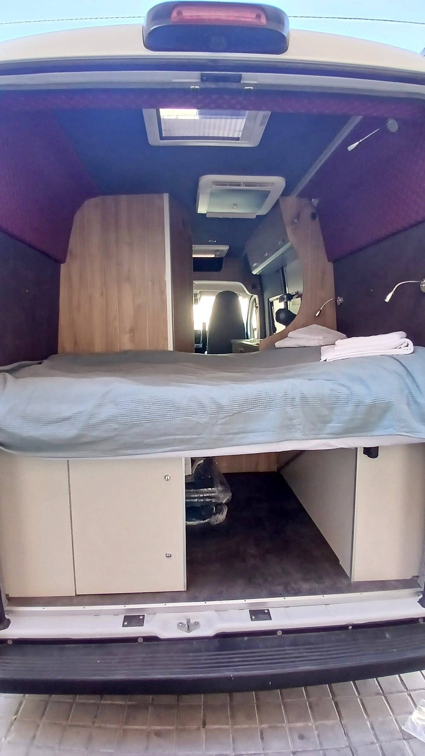 Camper Track DUCATO CAMPER VAN