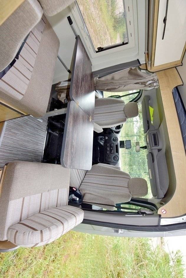 Dinette Renault Renault Master - Yescapa
