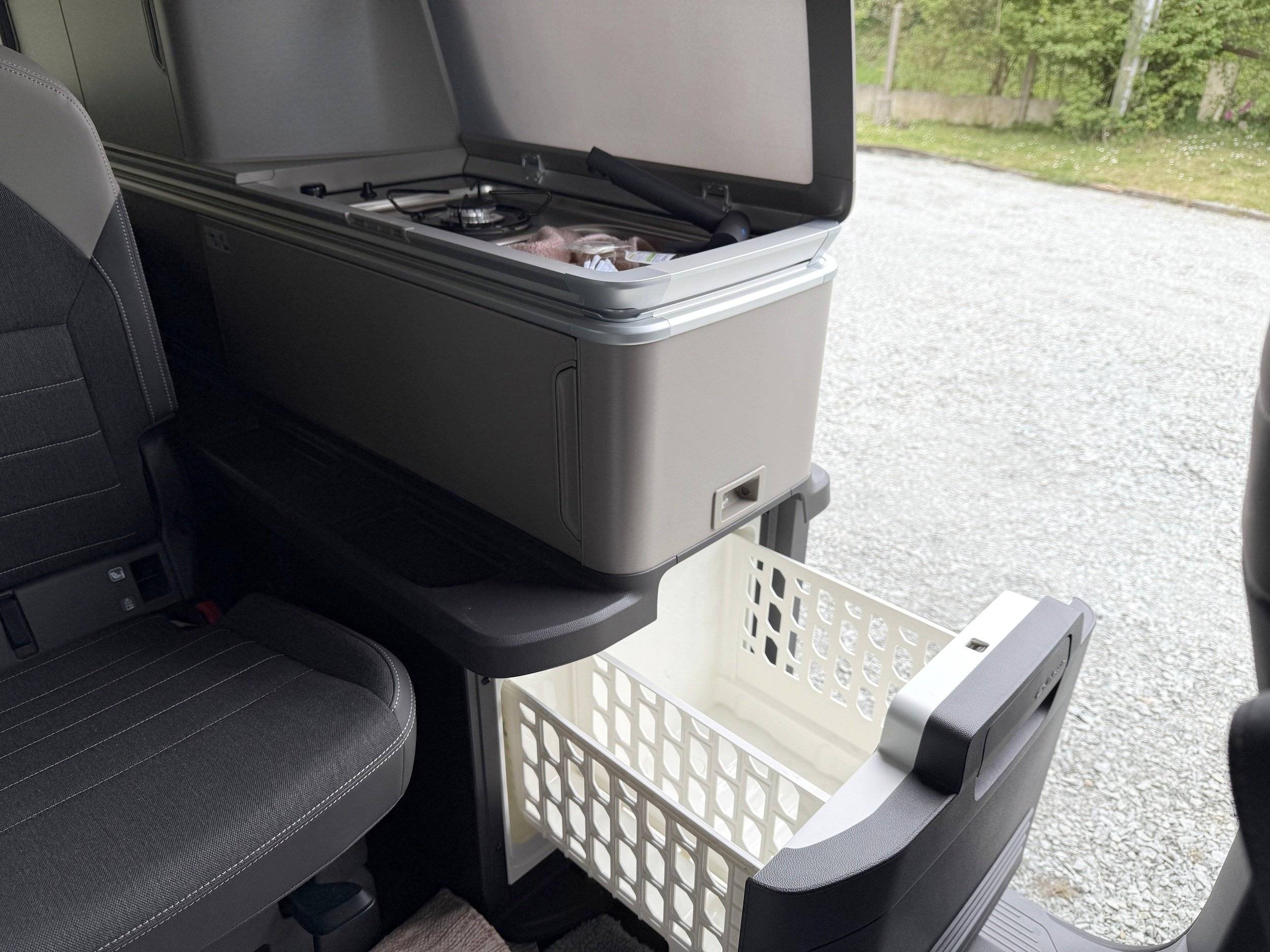 Kitchen Volkswagen California - Yescapa