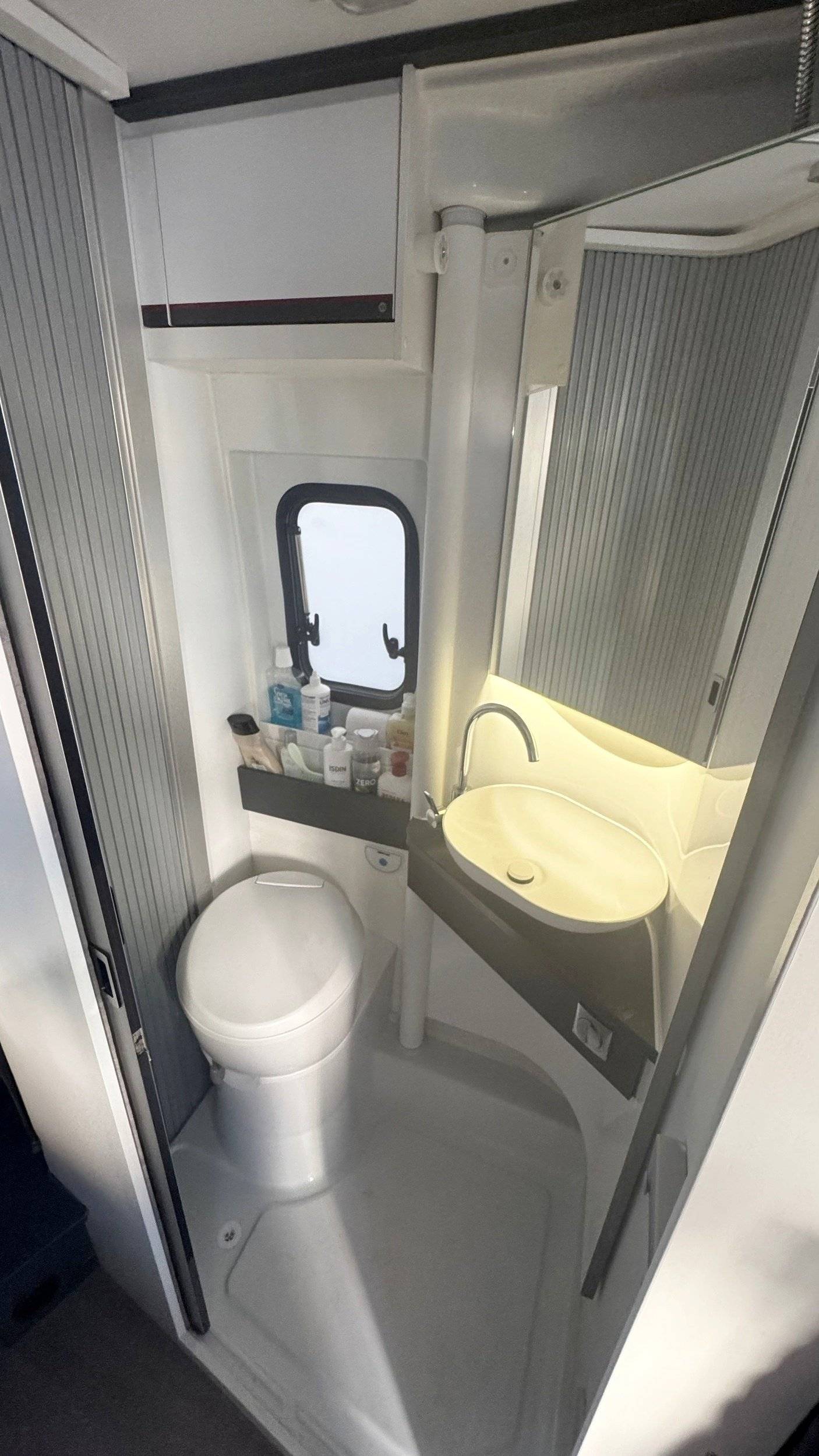 Adria ADRIA TWIN 600 SPB SUPREM