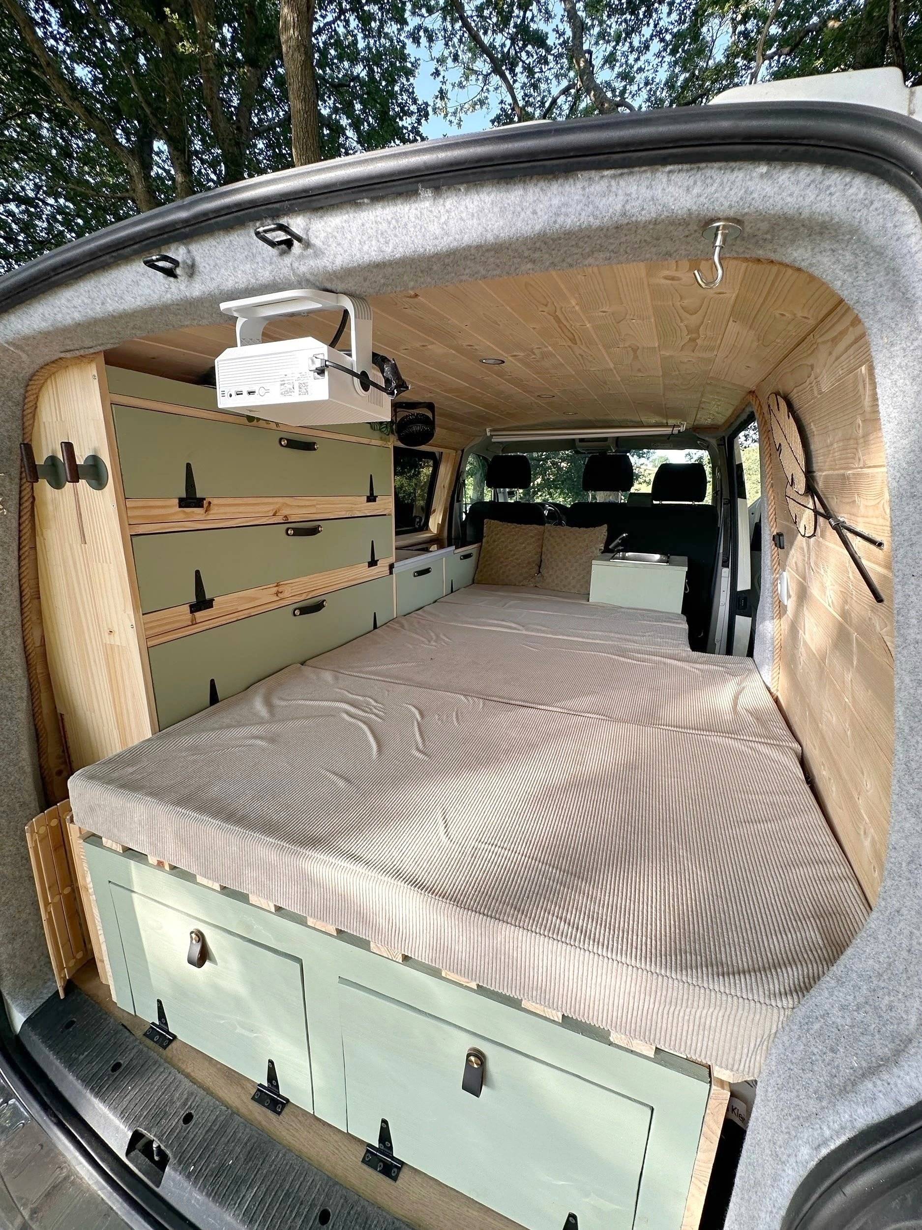 Dormidas Volkswagen T6 2 l 102 ch - Yescapa