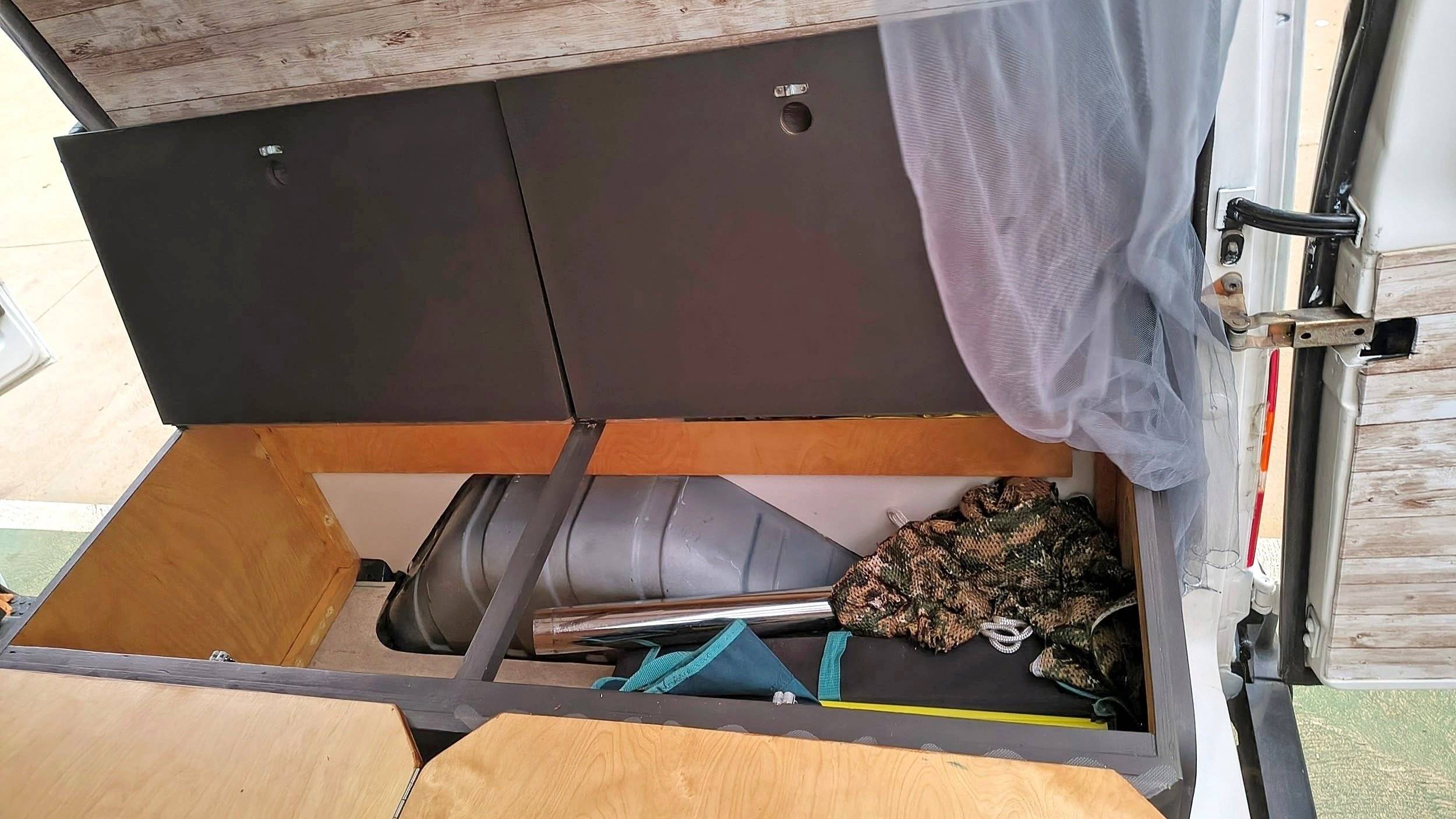 Ford Transit 2.5 L 85CV