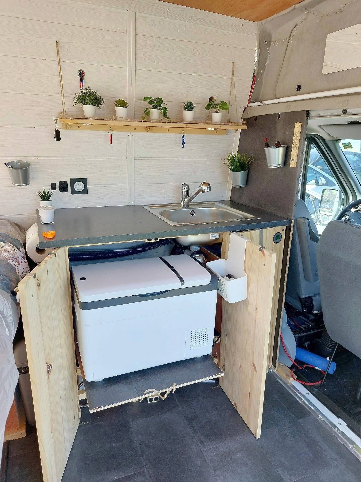 Bauges Automobiles FORD TRANSIT 140CV