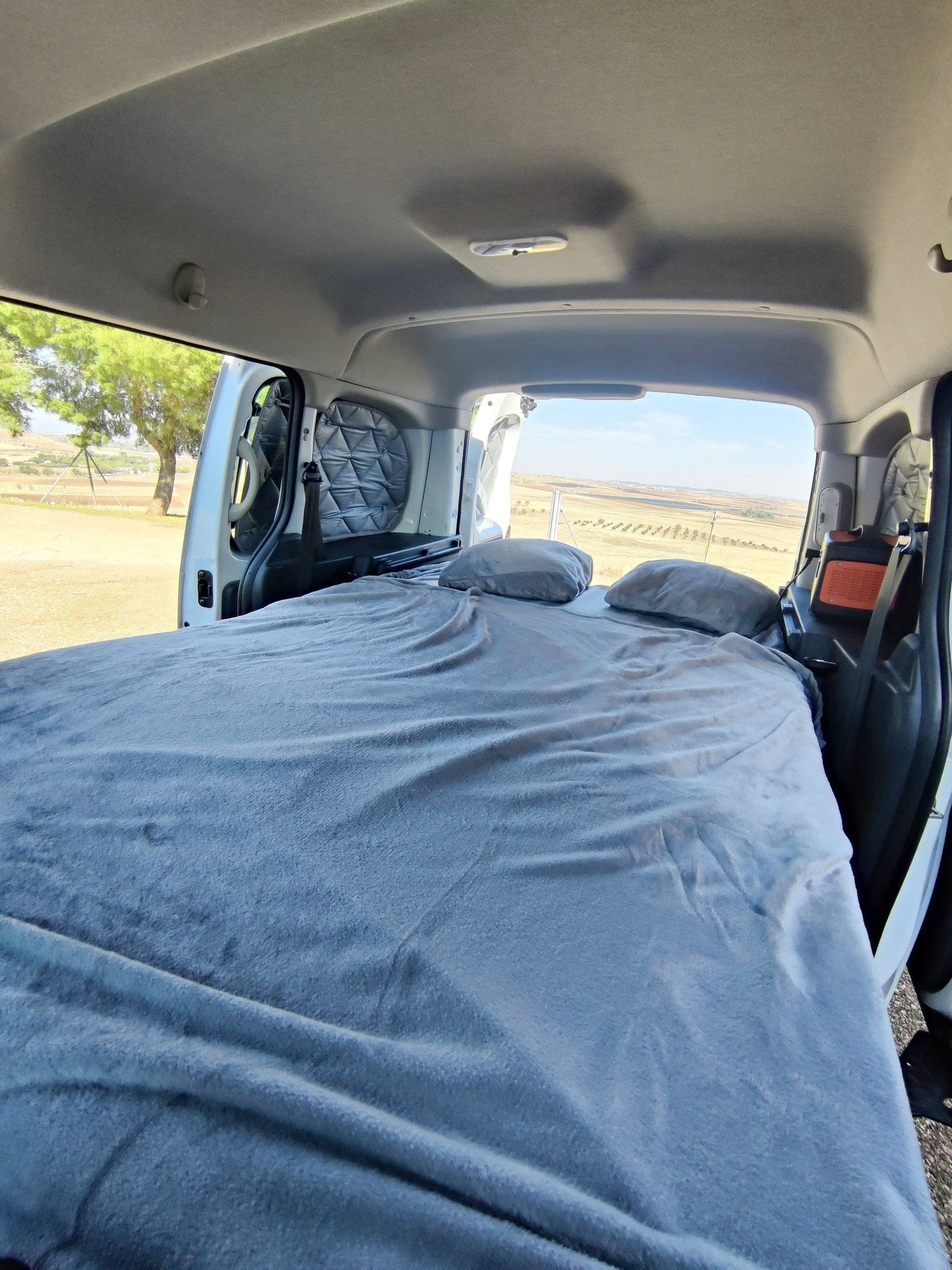 Schlafplätze Renault 1.5 dci - Yescapa