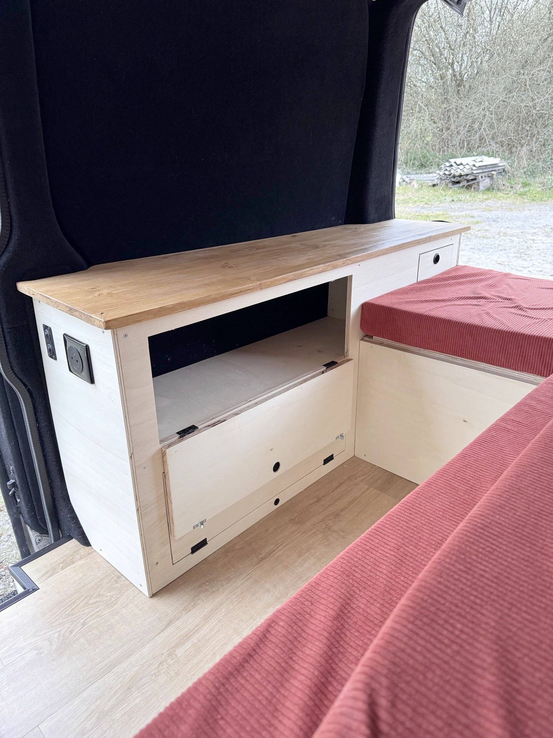 Volkswagen T6 Court 2,0 l 150 ch