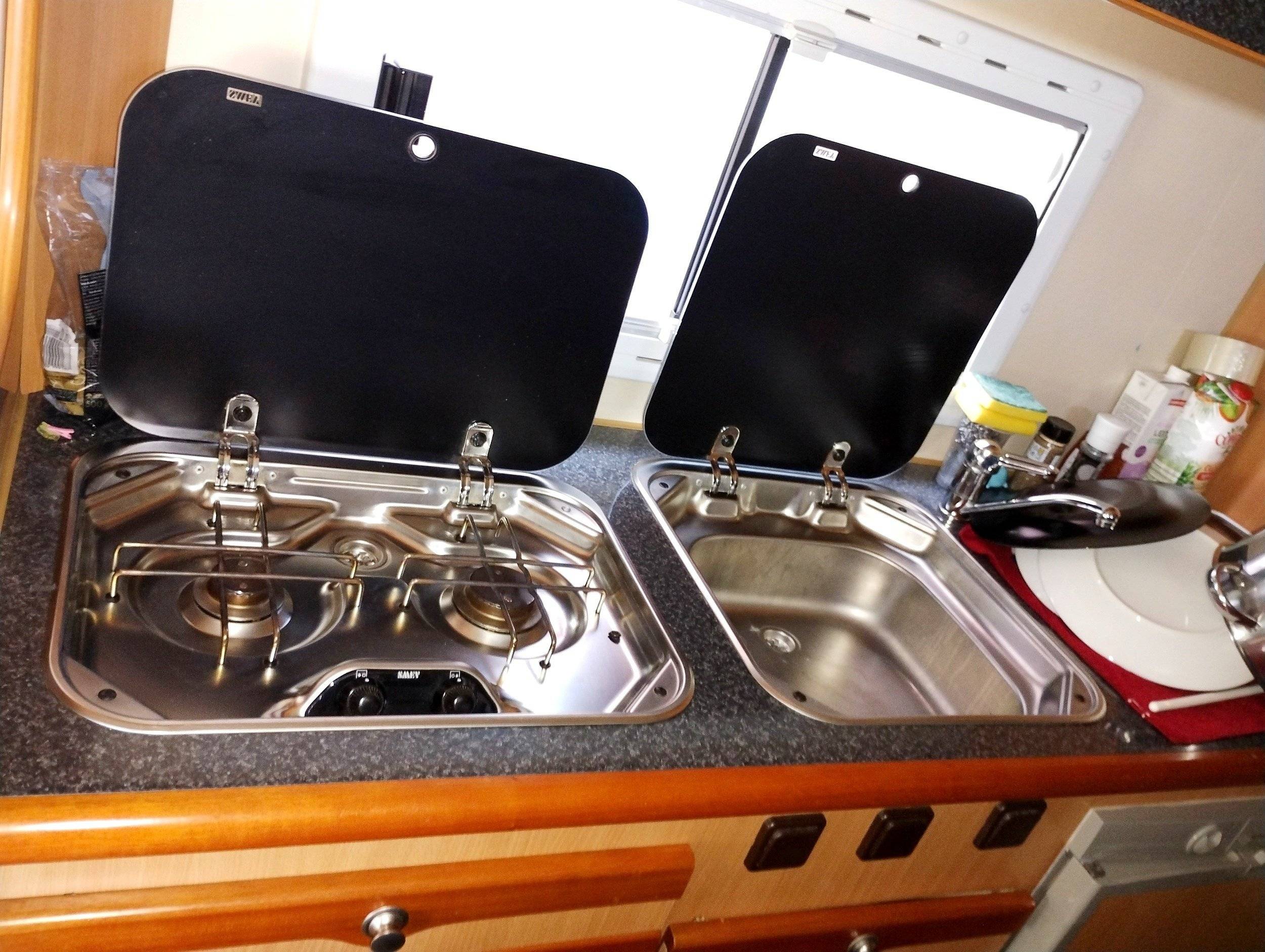 Avin Douro  Avin Douro 