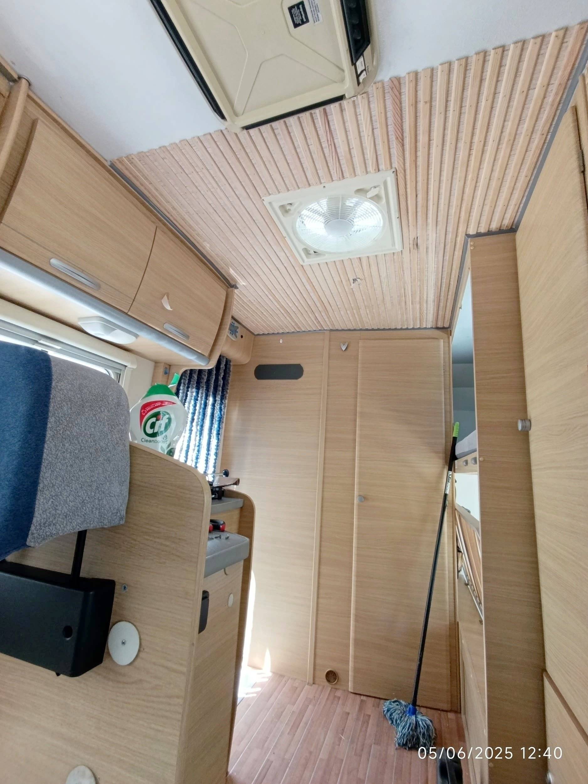 Roller Team Transit 2,4 l 140 ch