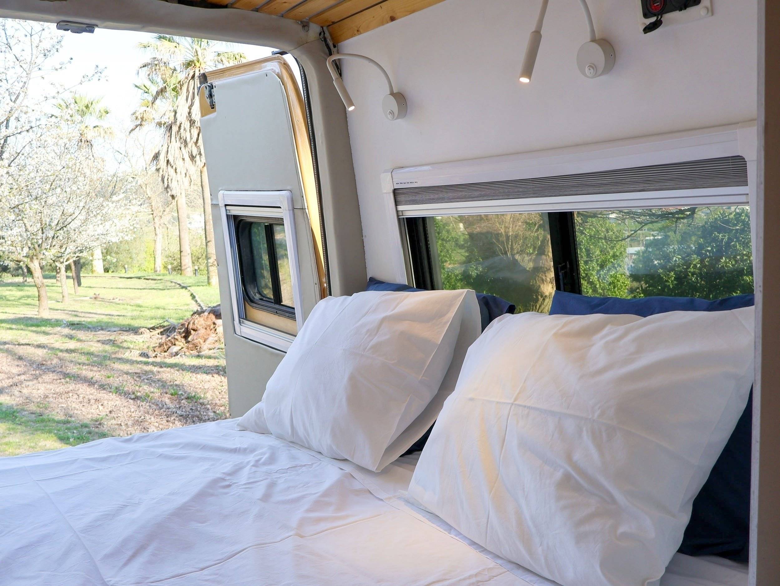 Schlafplätze Mercedes Sprinter 2,2 l 130 ch - Yescapa