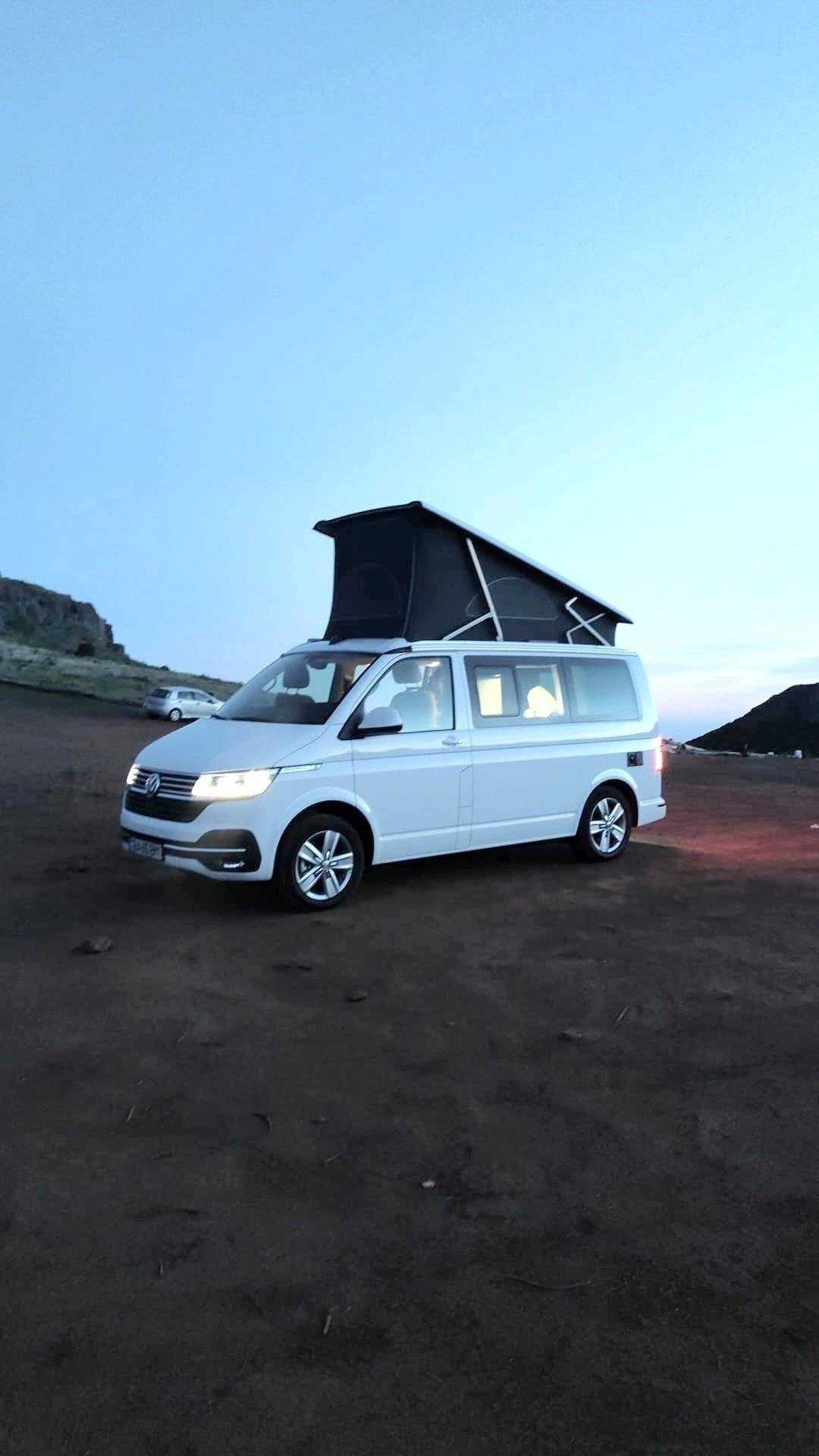 Front view from 3/4 Volkswagen 2,0 l 140 ch - Yescapa