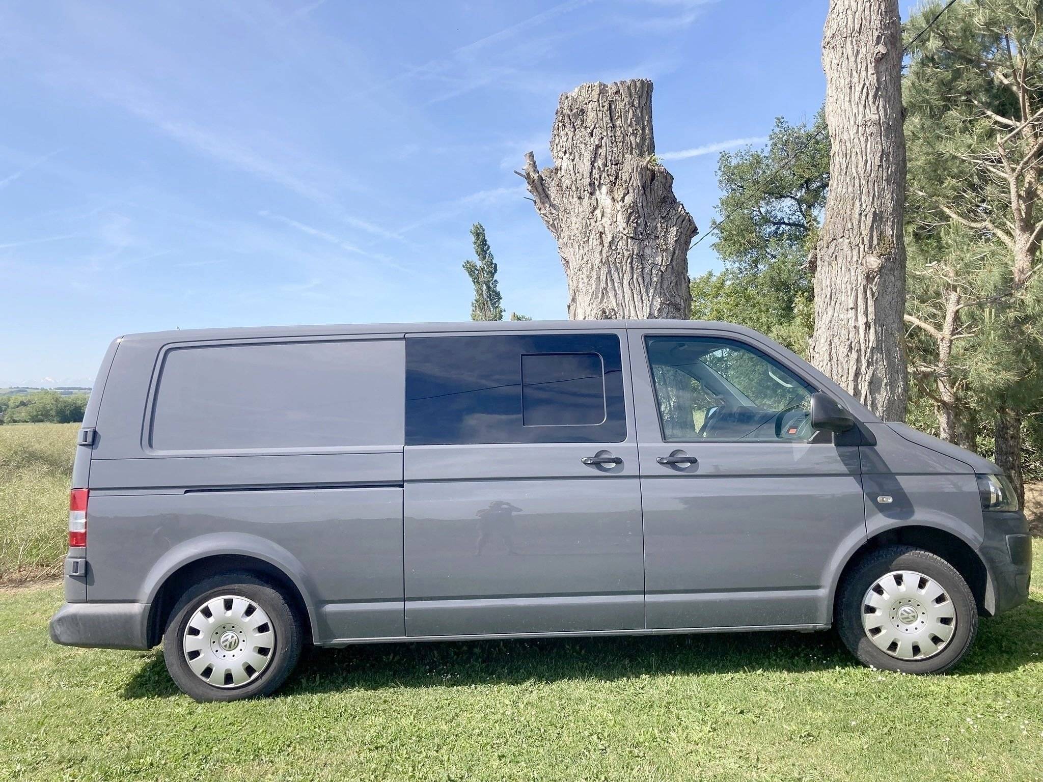 Volkswagen T5 2 l 140 ch