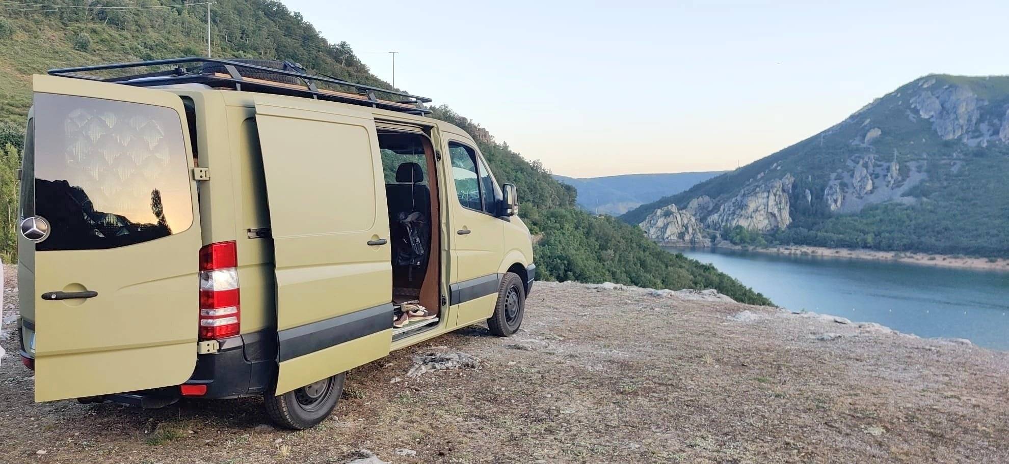 Coringa Vans Mercedes Sprinter 210