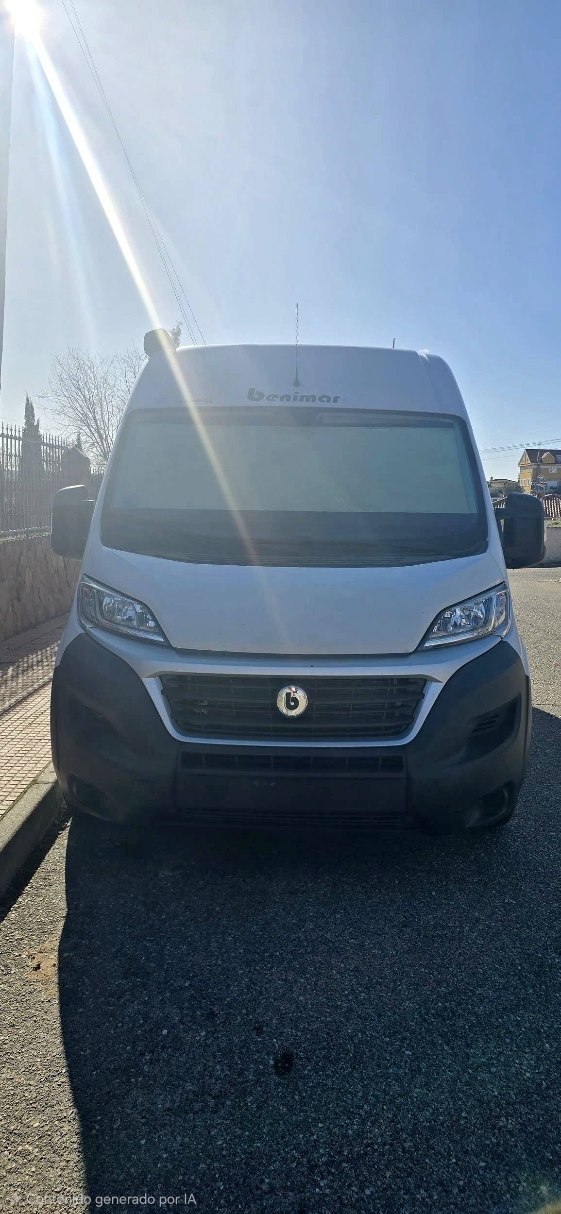 Front view from 3/4 Fiat Ducato 2,3 l Multijet 120ch. - Yescapa