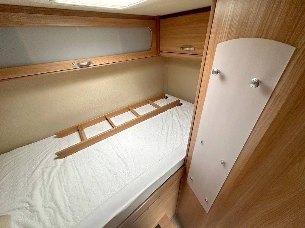 Niesmann+Bischoff Arto 64