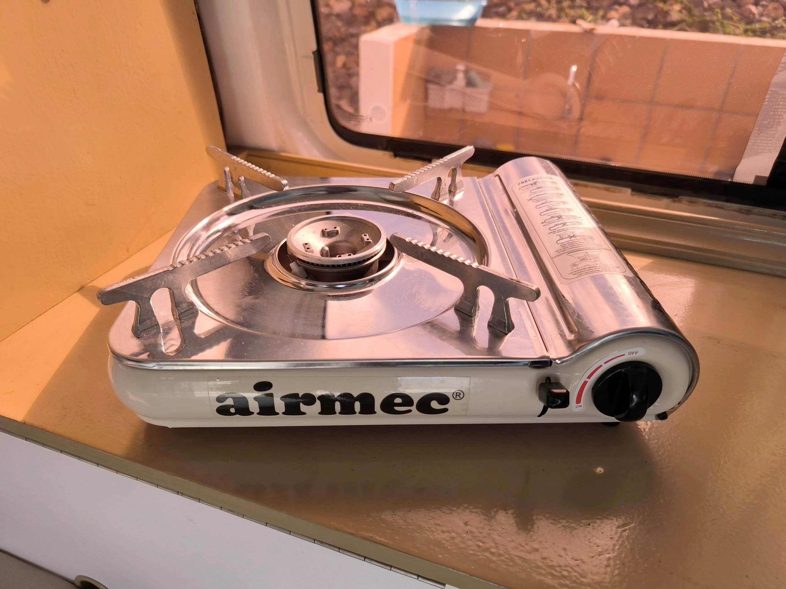 Coin cuisine Volkswagen T5 1,9 l 102 ch - Yescapa