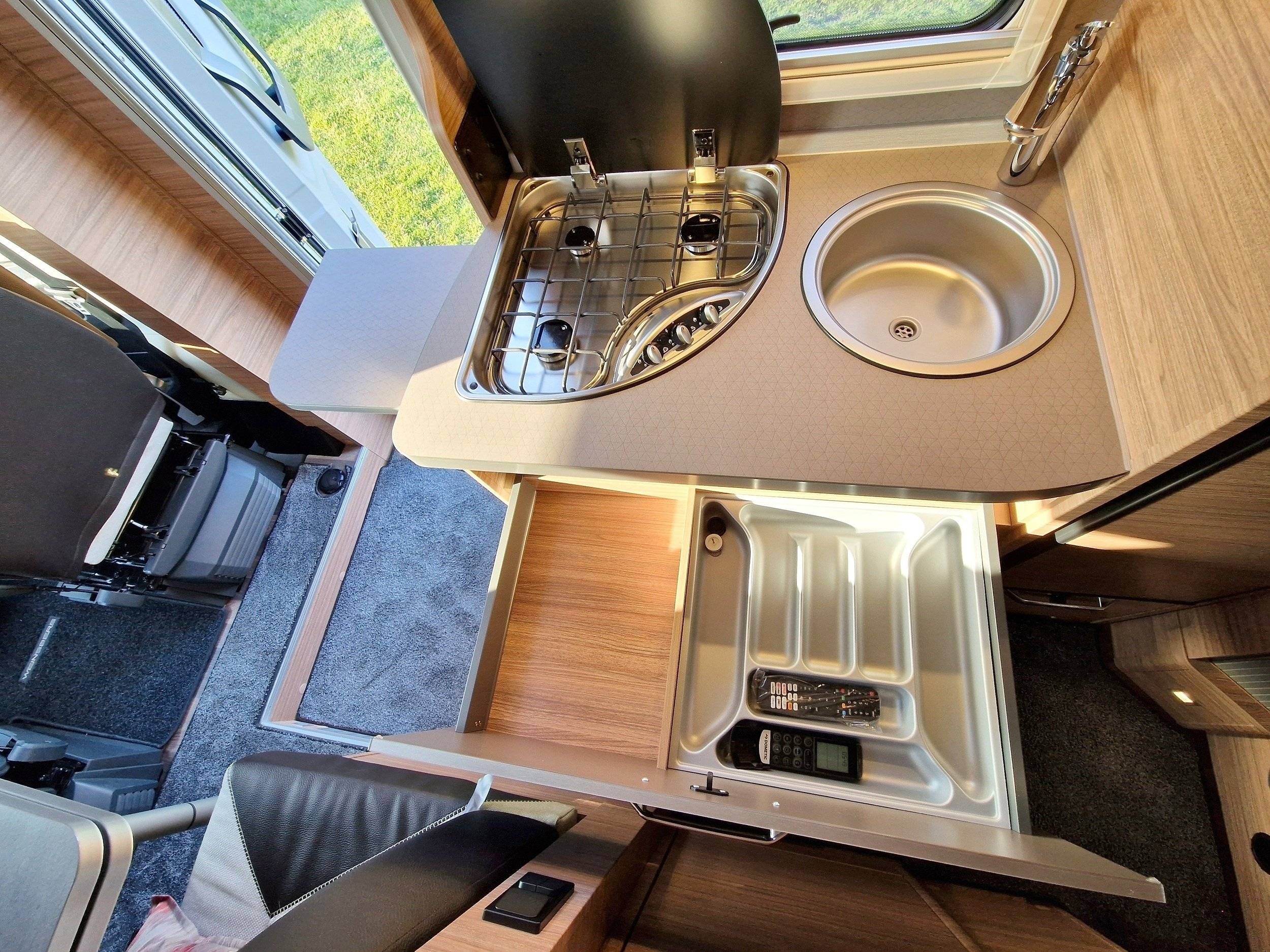 Weinsberg Caracompact 600 MEG