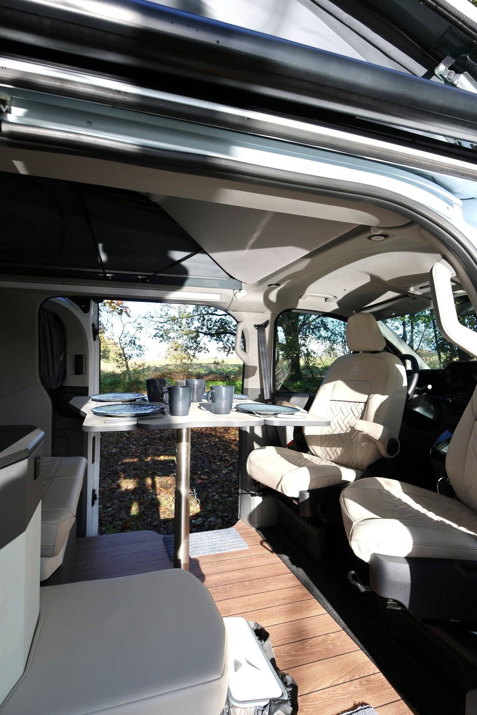 Essecke Ford CUSTOM L2H1 170CH - Yescapa