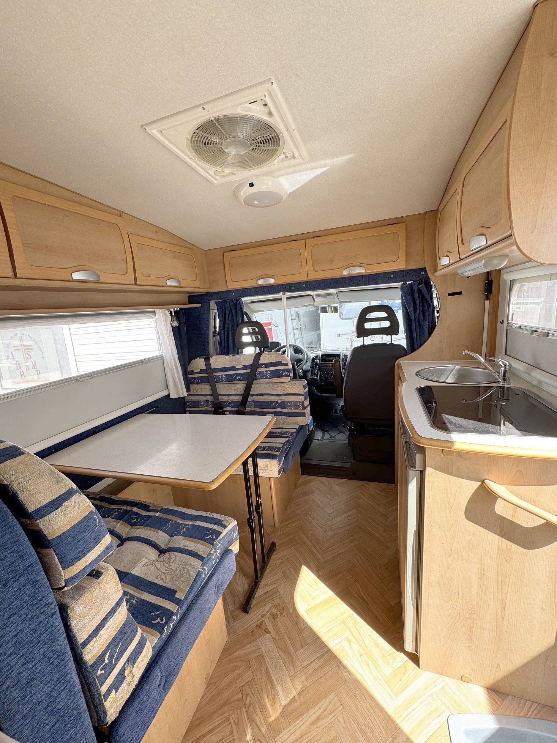 Eethoek Fiat Fiat ducato 2.8l JTD - Yescapa
